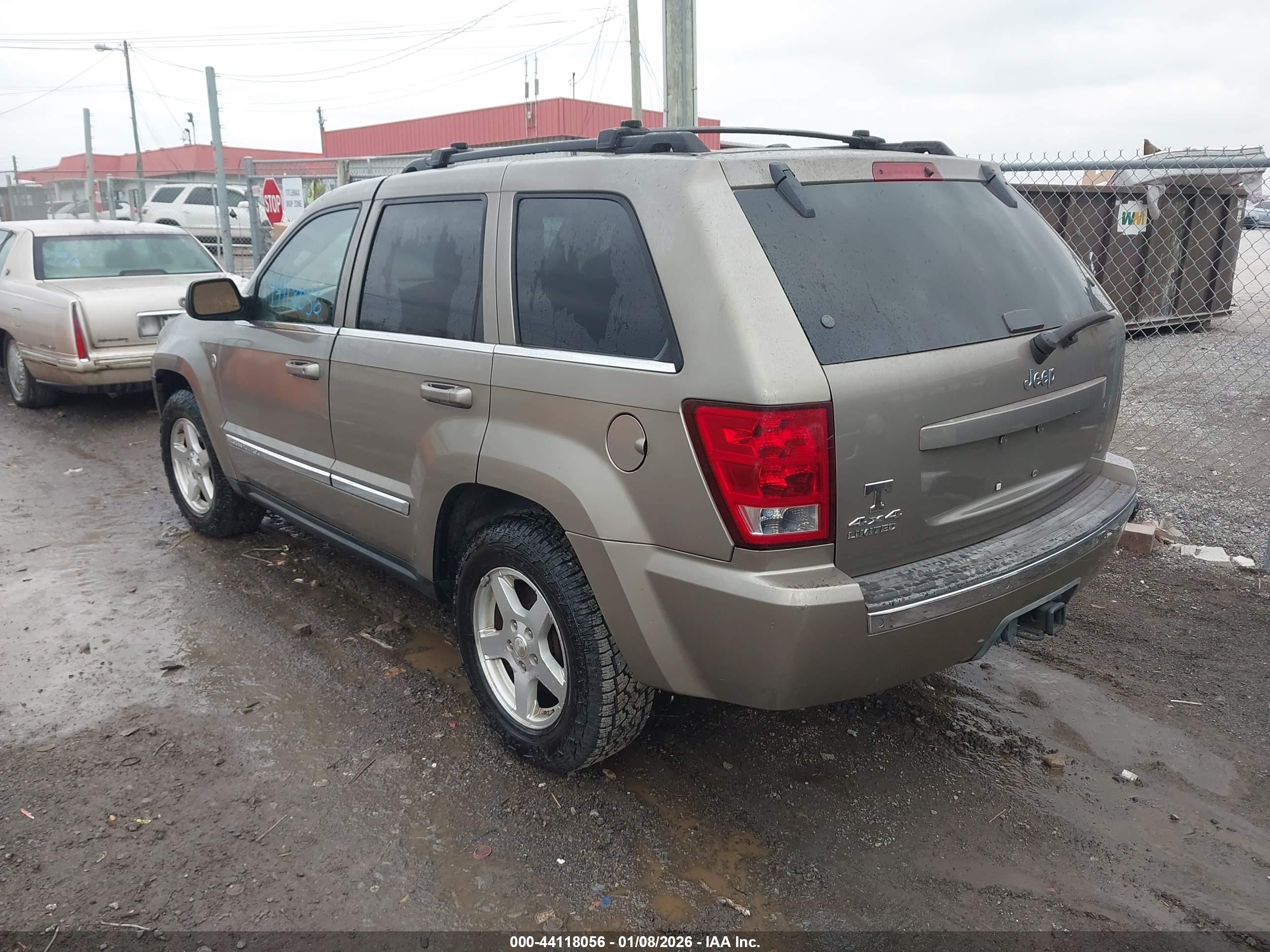 JEEP GRAND image 3