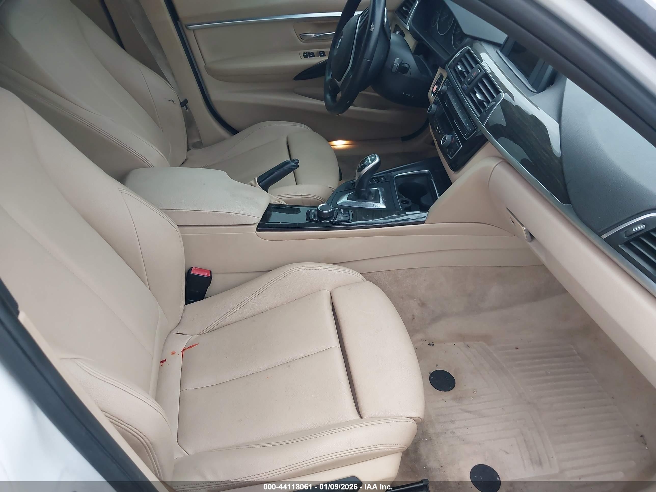 BMW 328I image 5