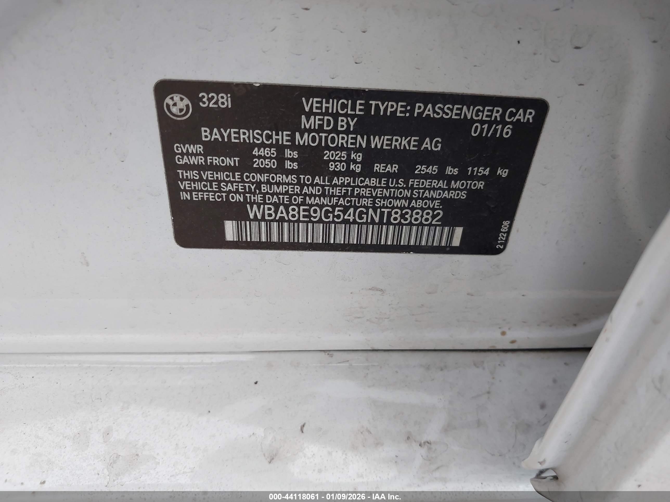 BMW 328I image 9