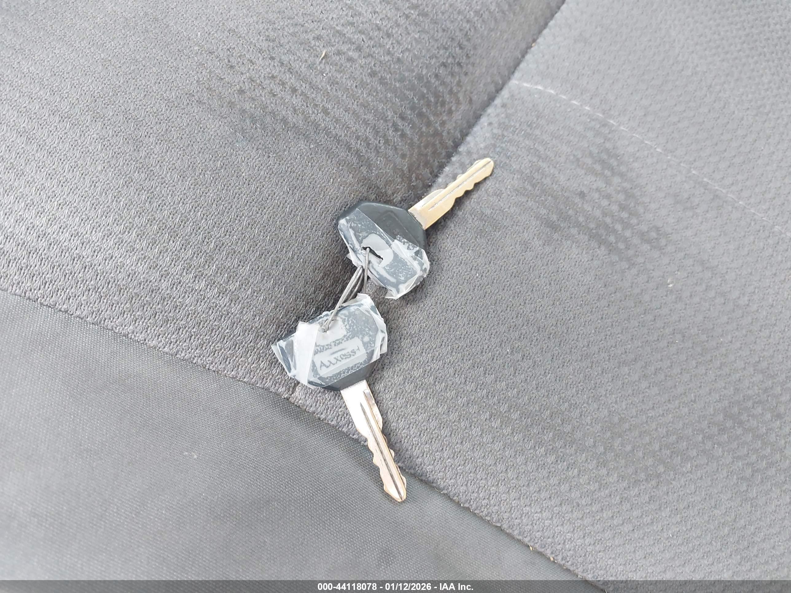 DODGE DAKOTA image 11