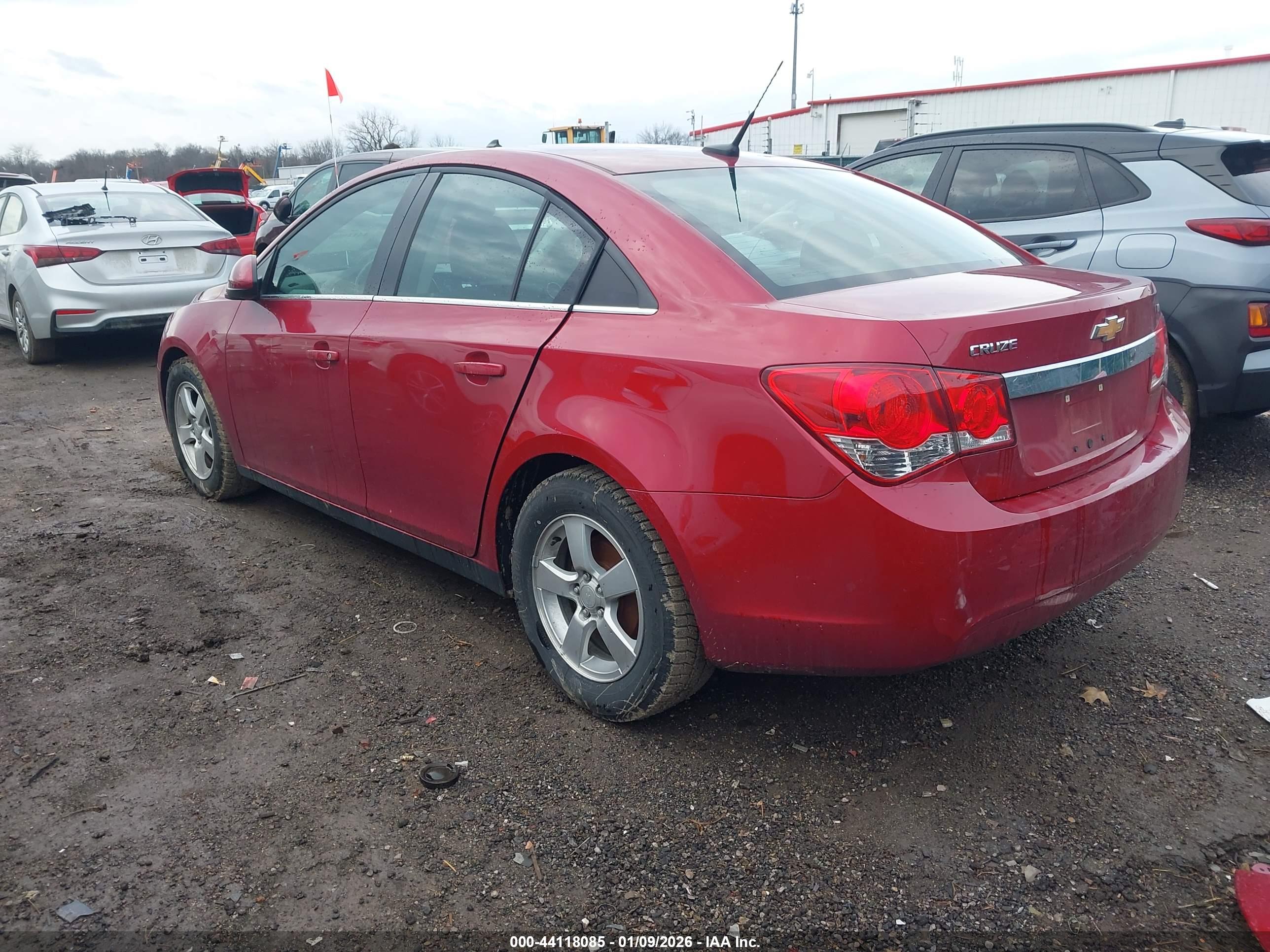 CHEVROLET CRUZE image 3