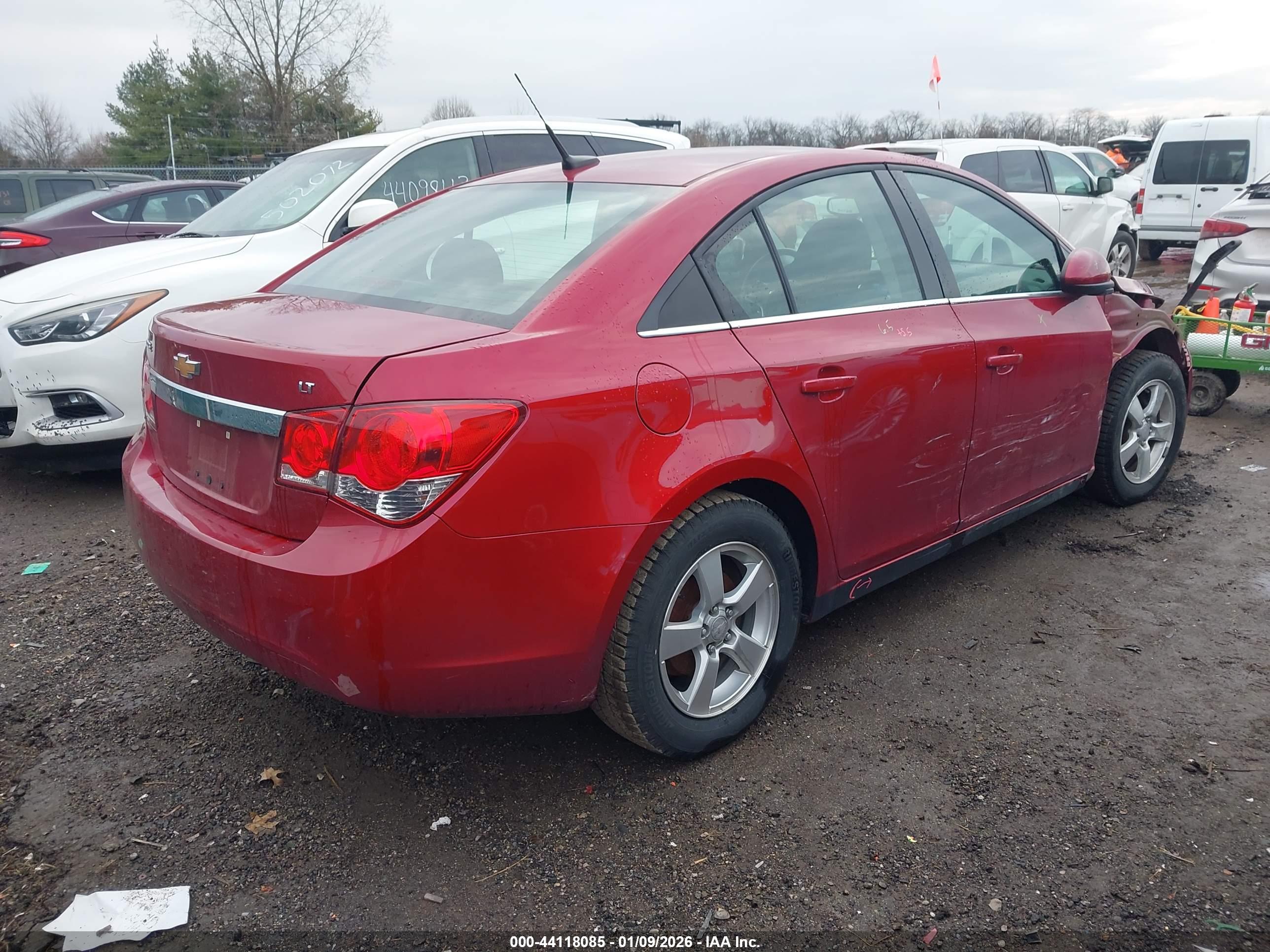 CHEVROLET CRUZE image 4