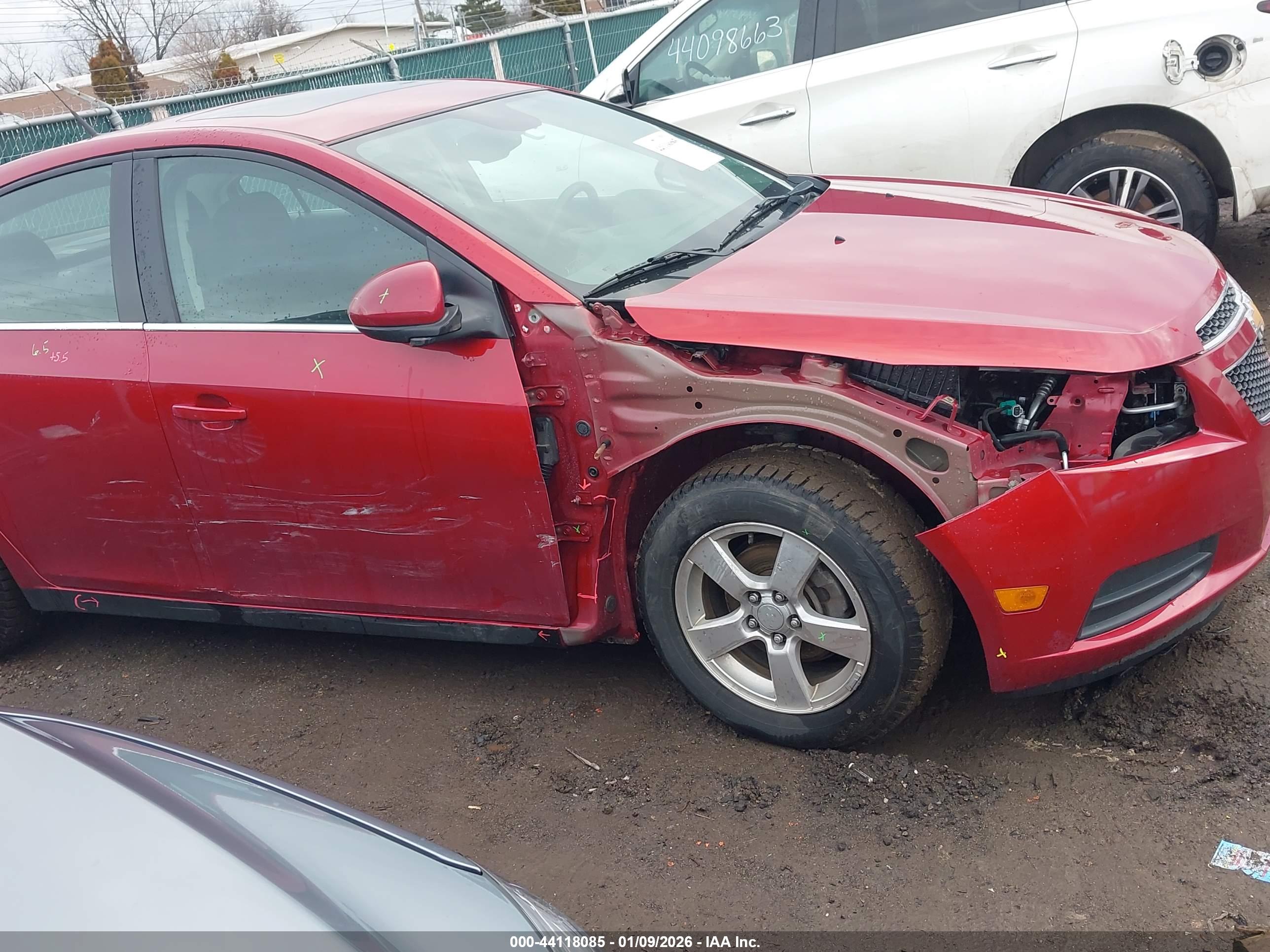 CHEVROLET CRUZE image 6