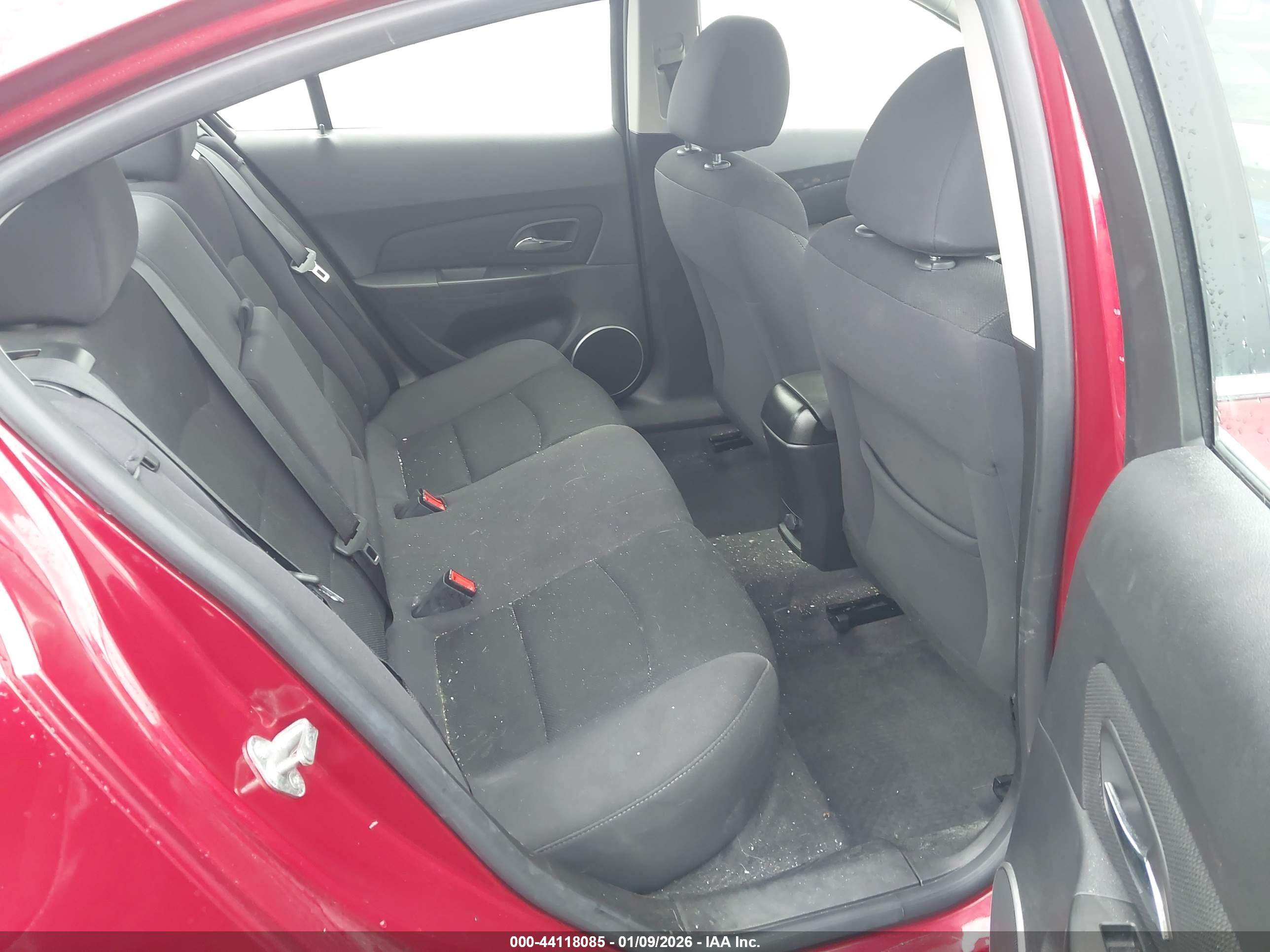 CHEVROLET CRUZE image 8