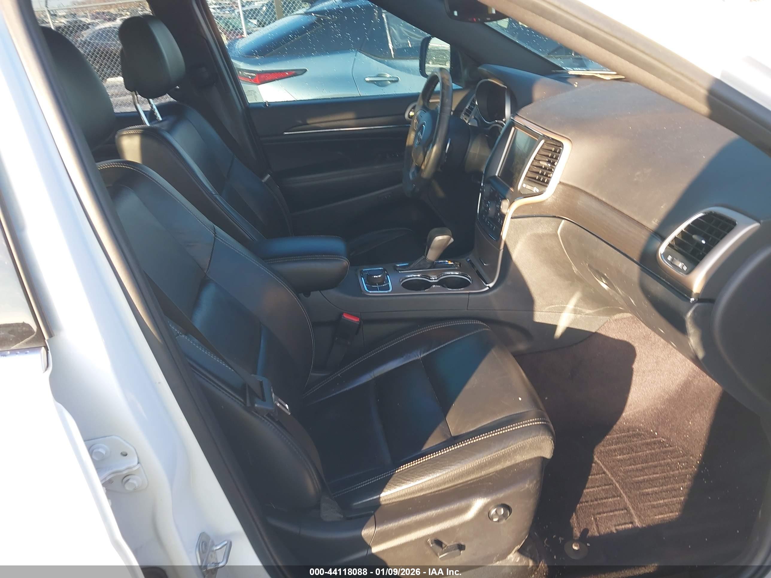 JEEP GRAND image 5
