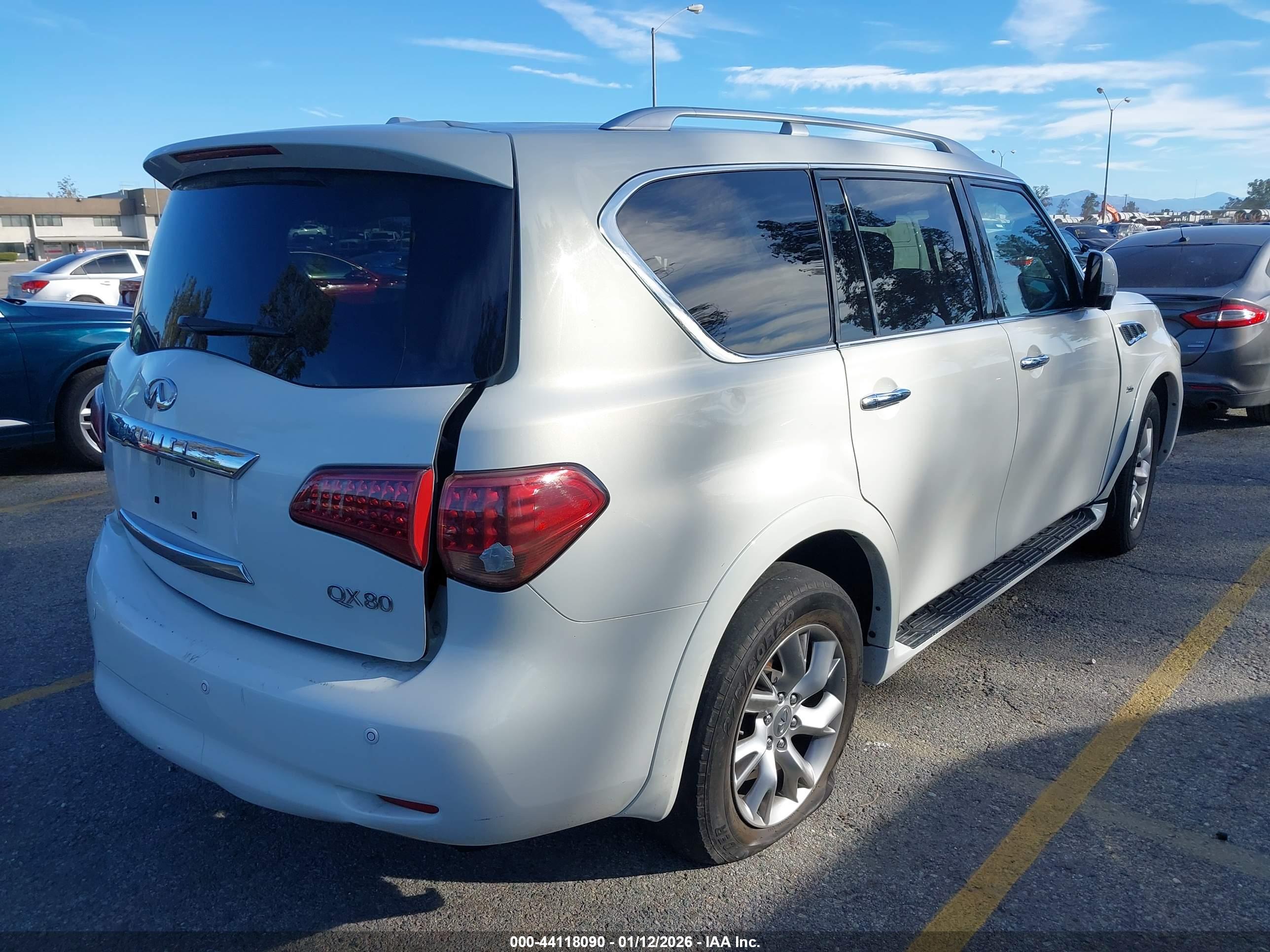 INFINITI QX80 image 4