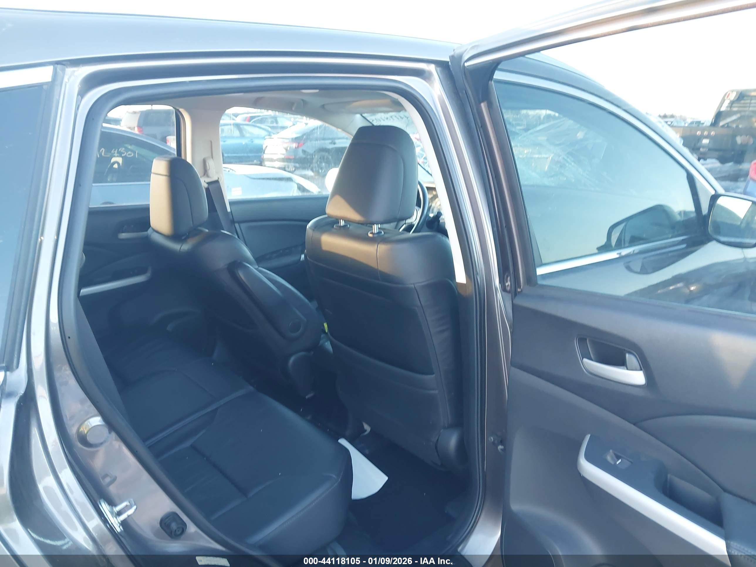 HONDA CR-V image 8