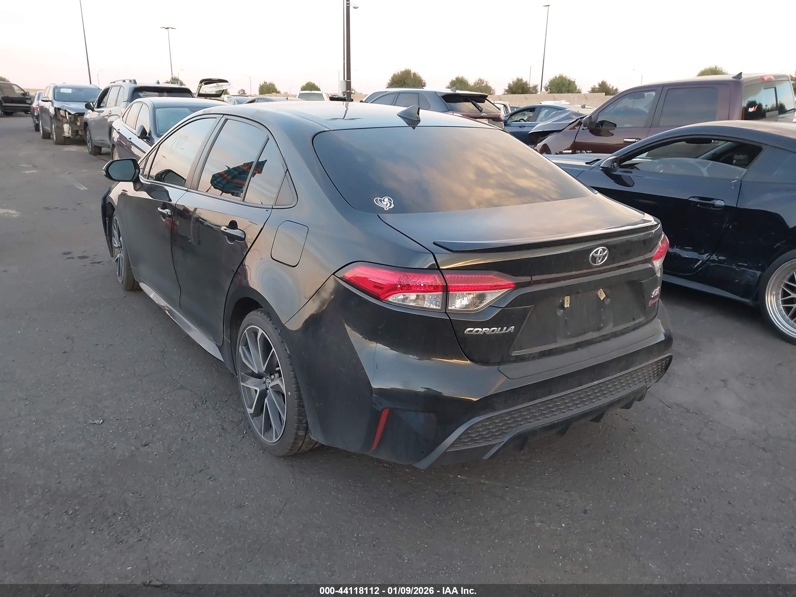 TOYOTA COROLLA image 3