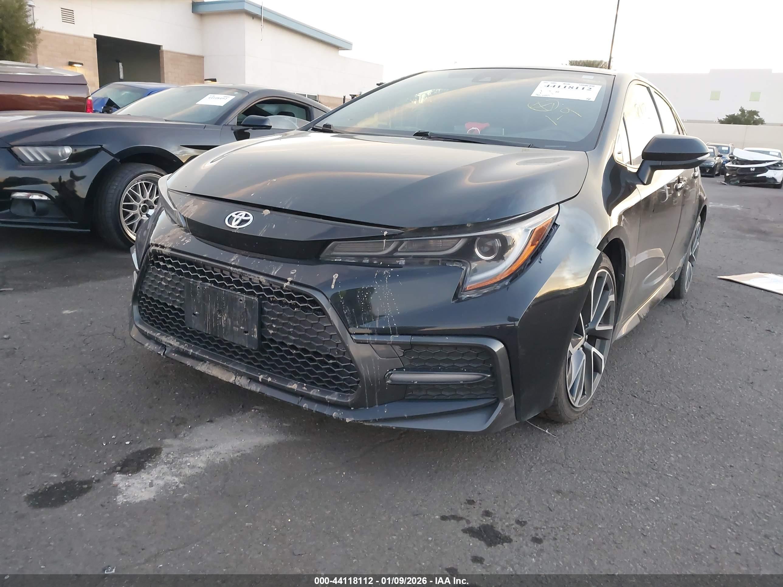 TOYOTA COROLLA image 6