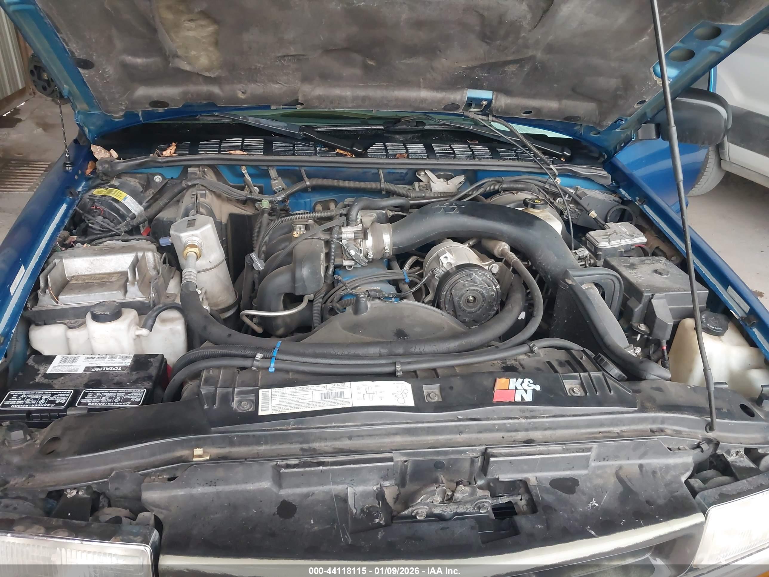 CHEVROLET S-10 image 10
