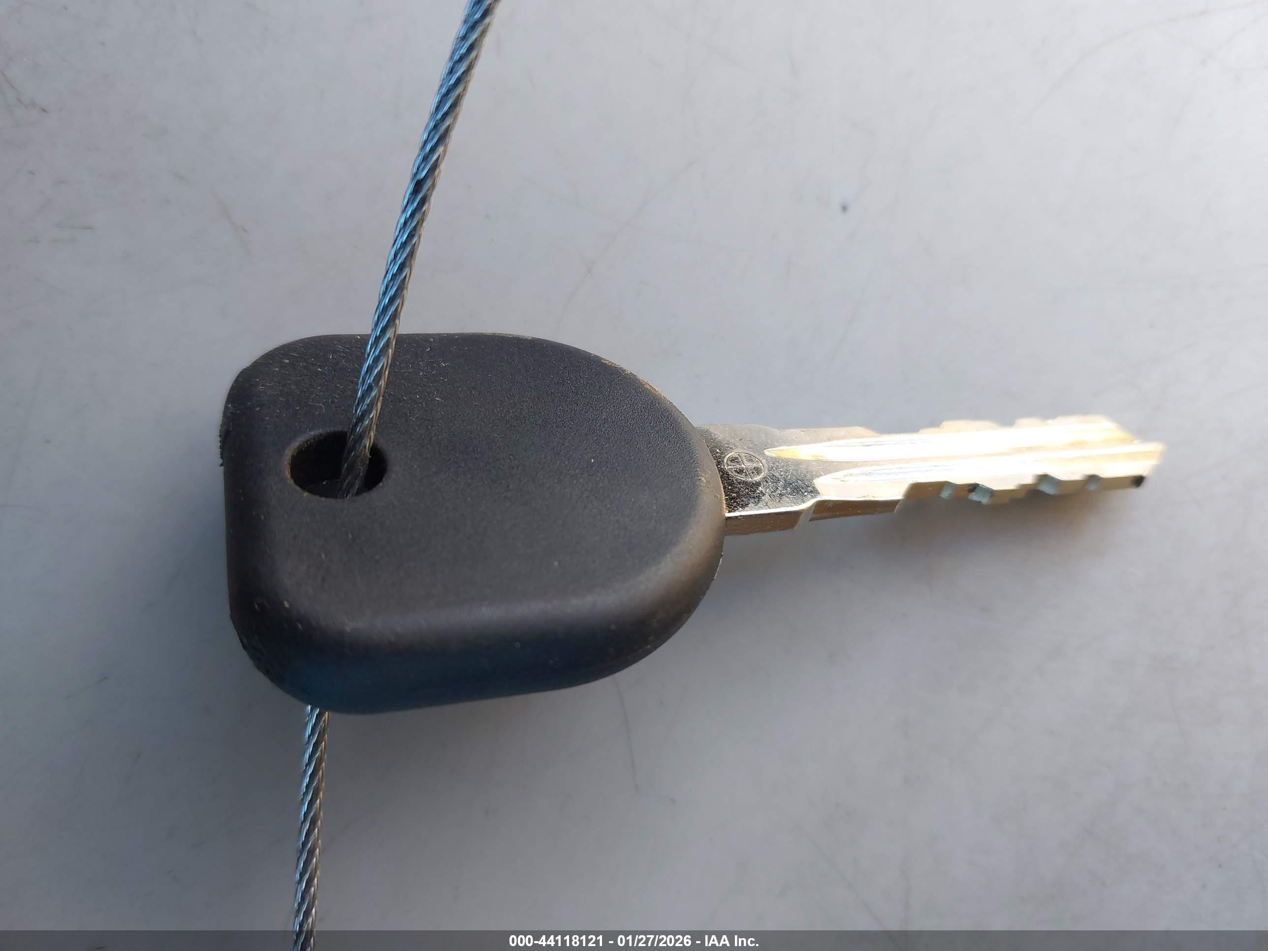 GMC YUKON image 11