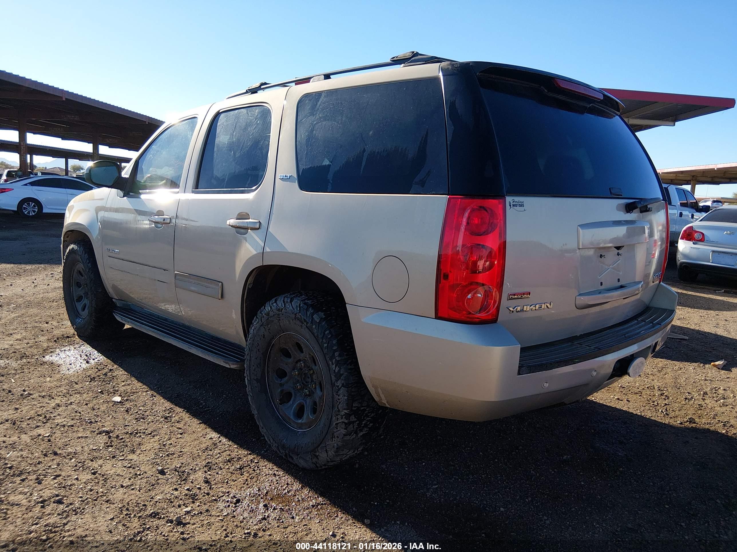 GMC YUKON image 3