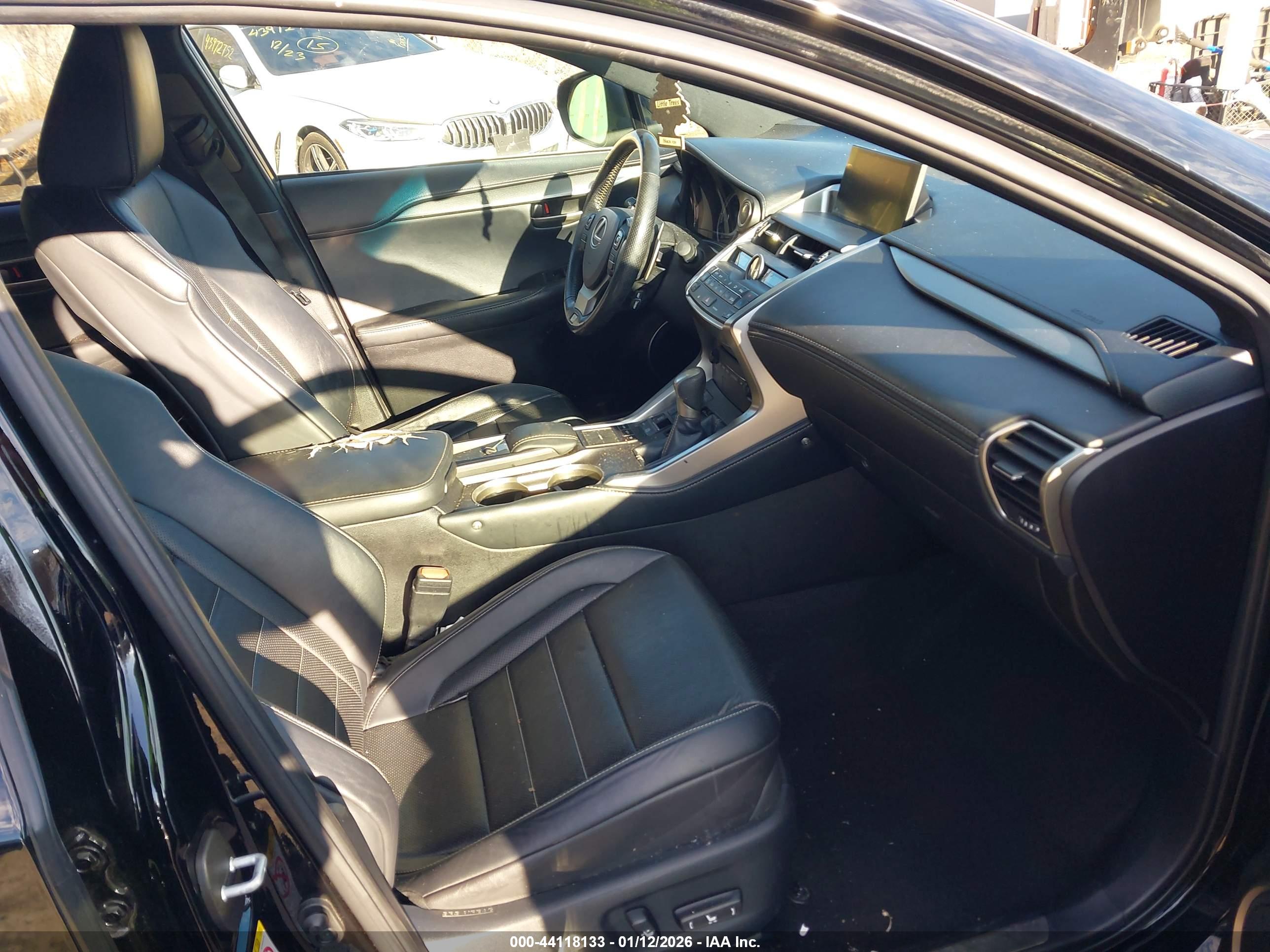 LEXUS NX image 5
