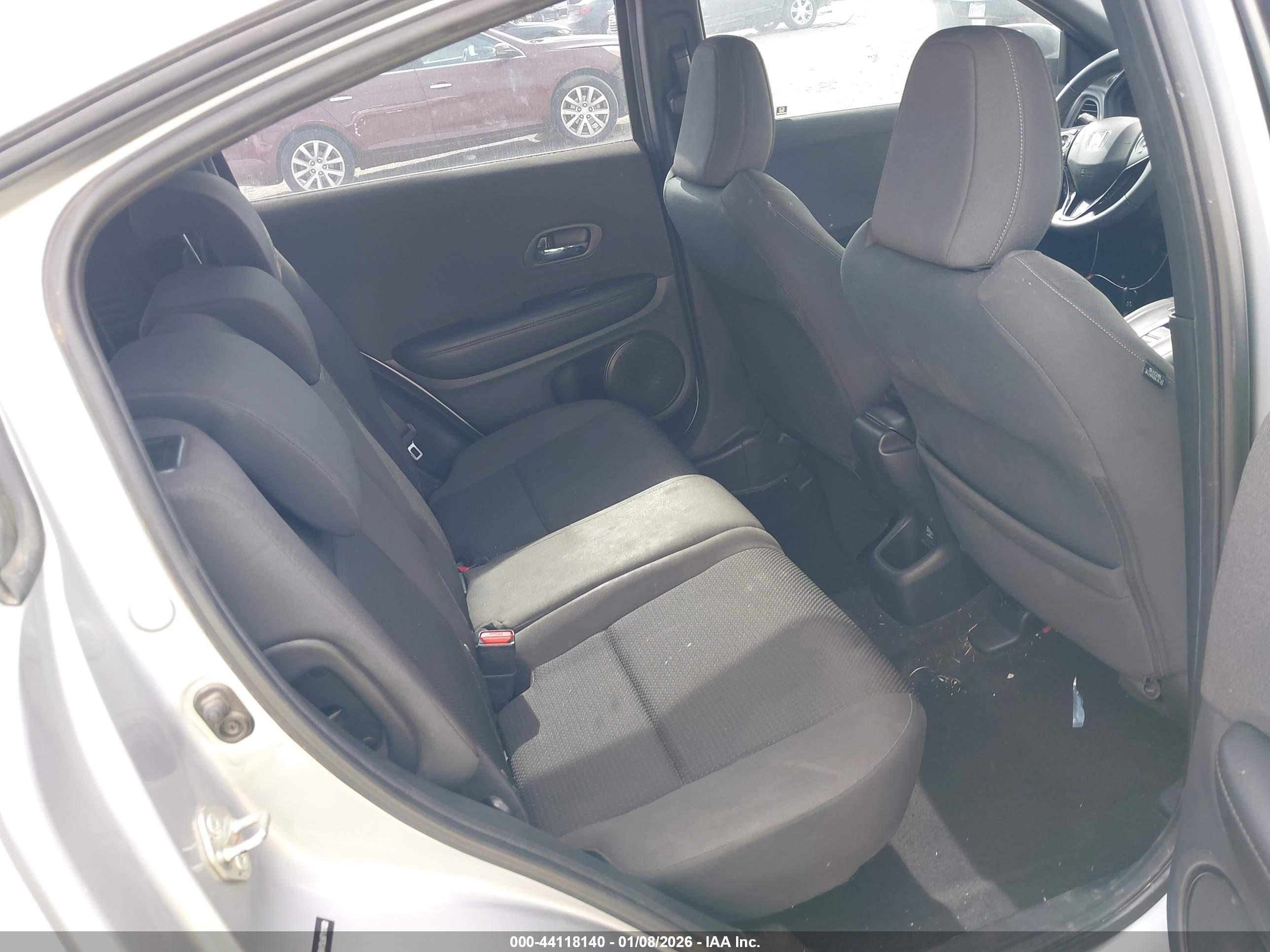 HONDA HR-V image 8