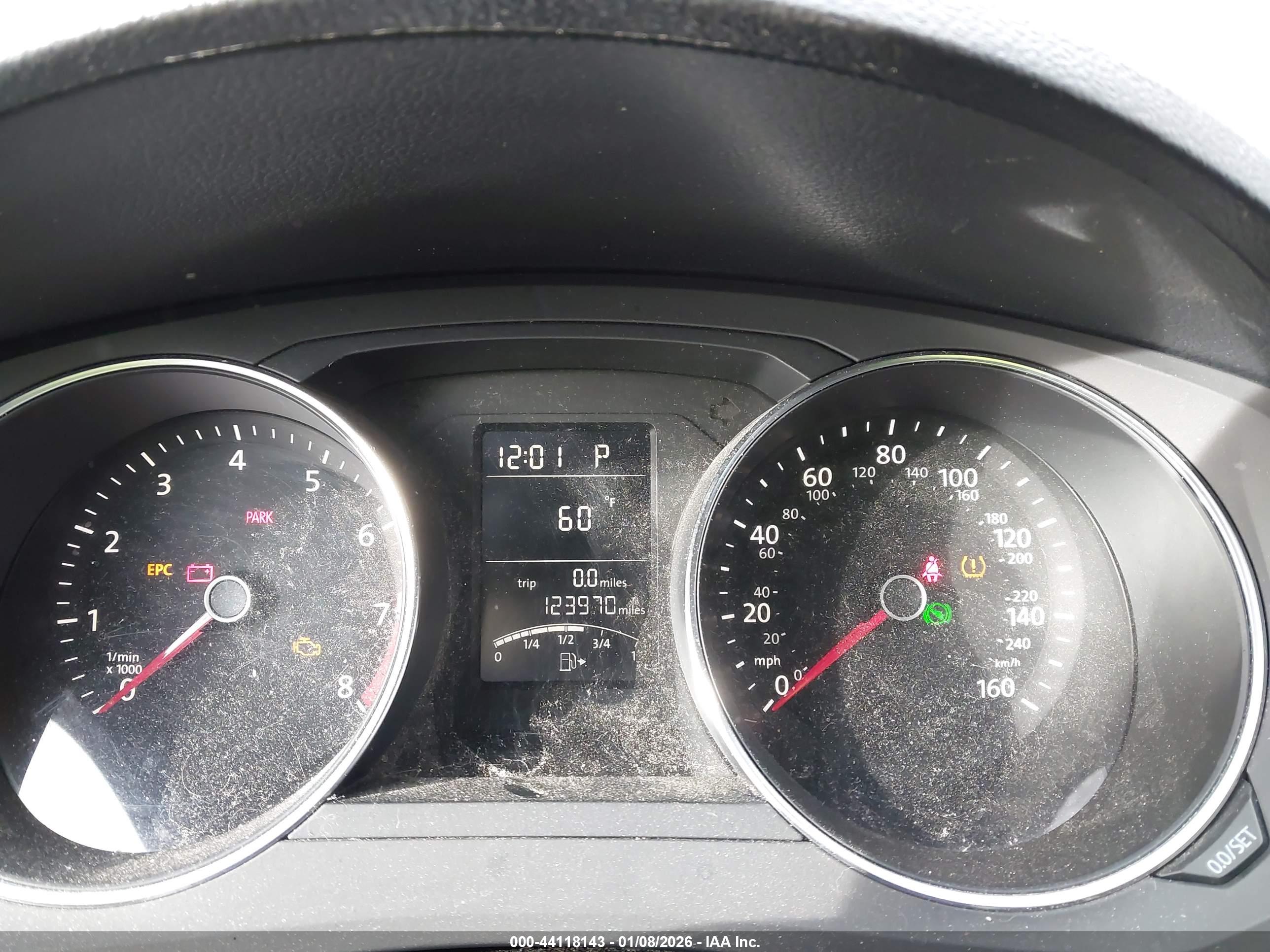 VOLKSWAGEN JETTA image 7