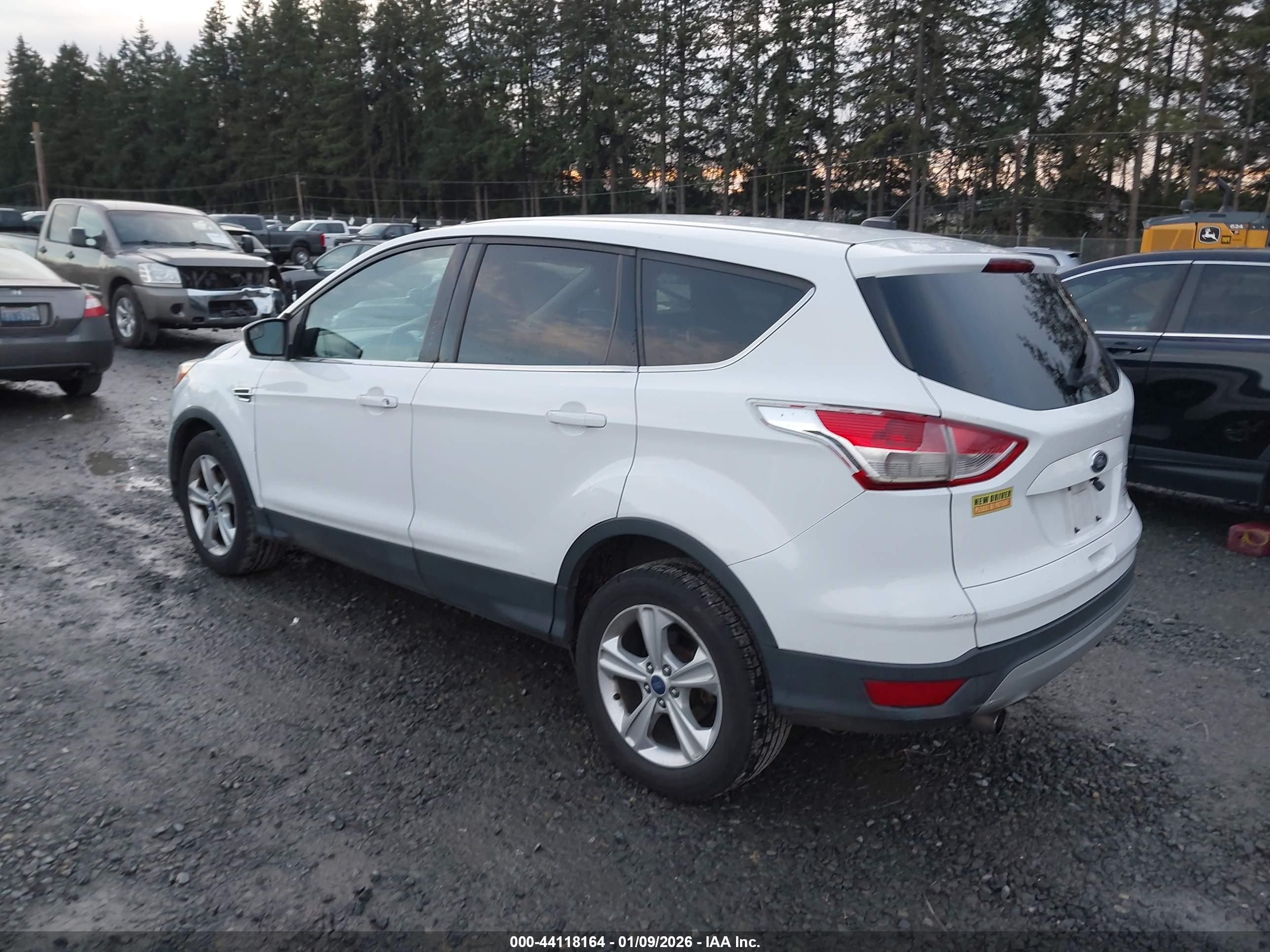 FORD ESCAPE image 3