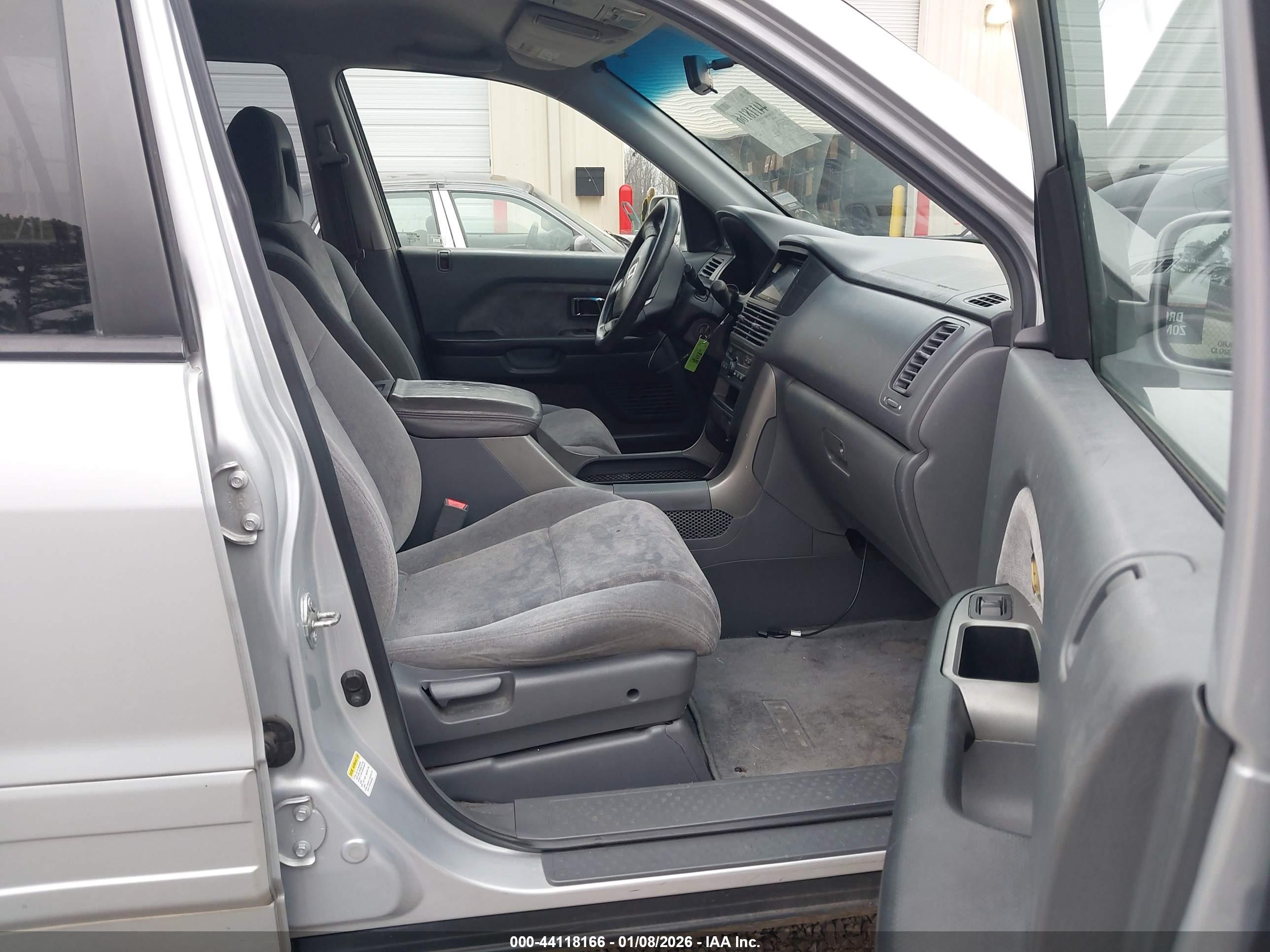 HONDA PILOT image 5