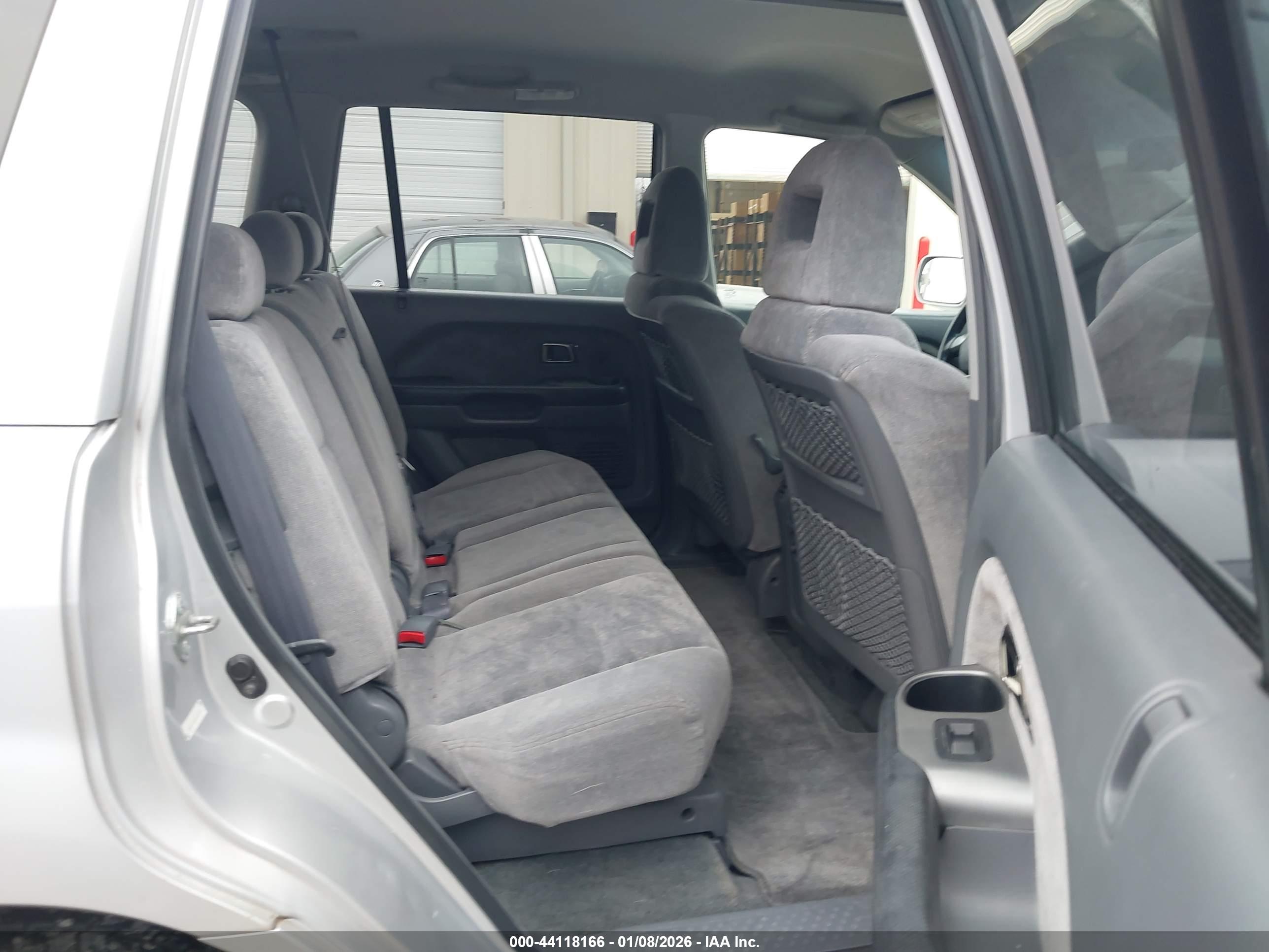 HONDA PILOT image 8