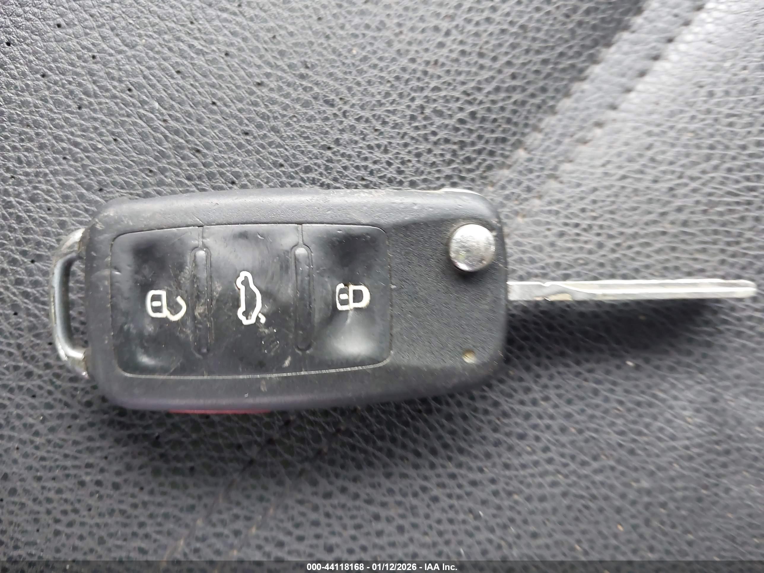 VOLKSWAGEN JETTA image 11