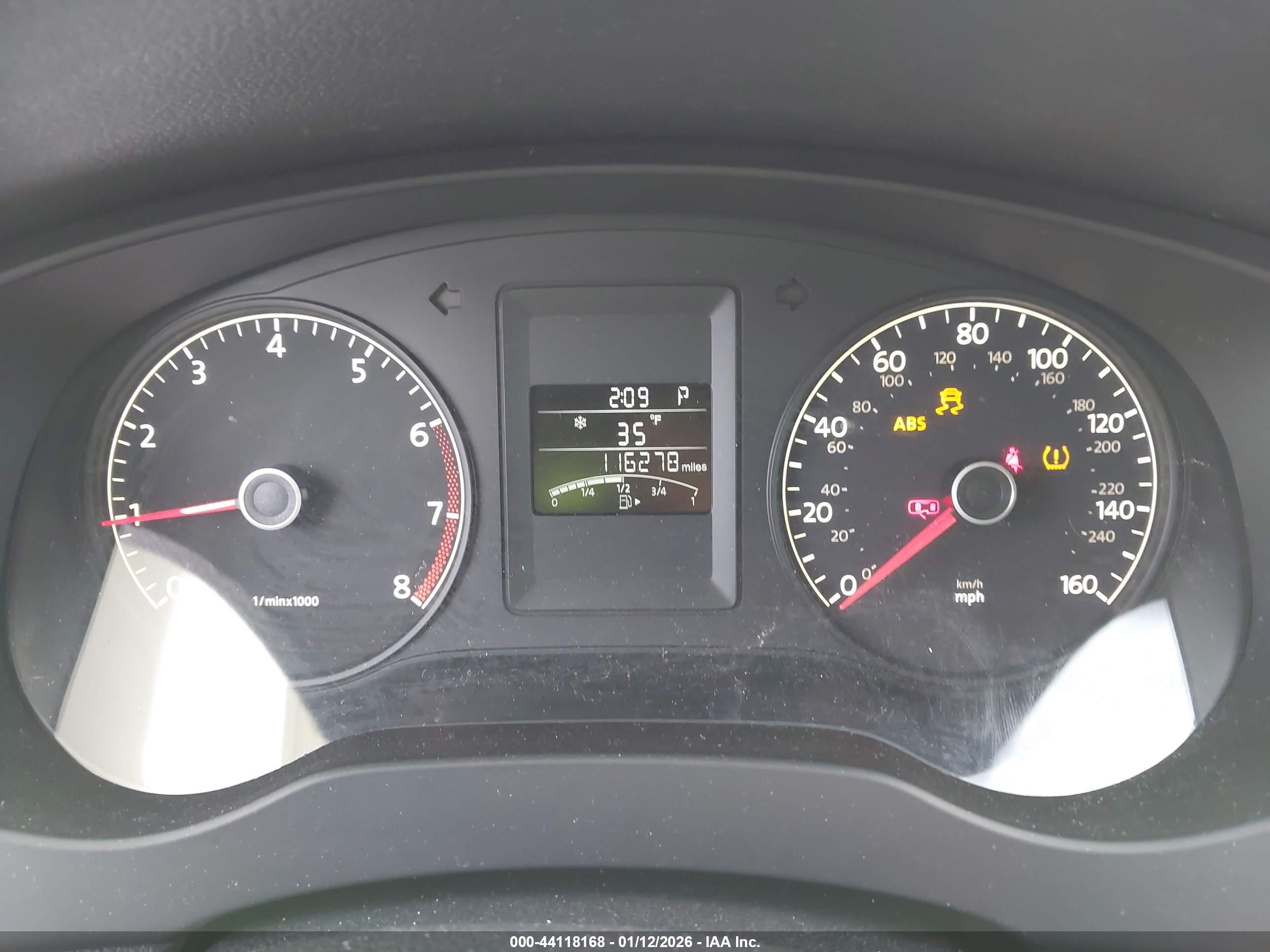 VOLKSWAGEN JETTA image 7