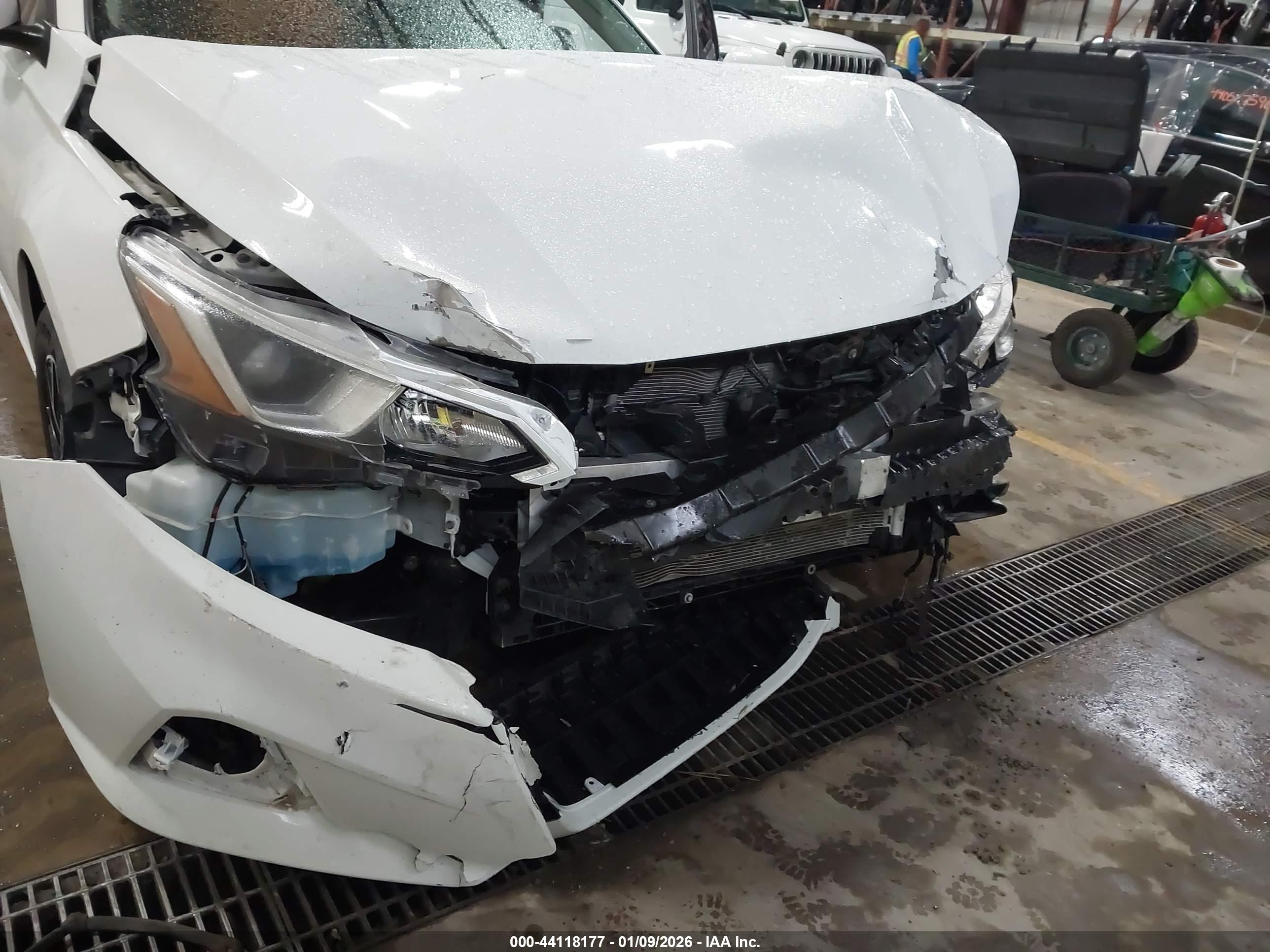 NISSAN ALTIMA image 6