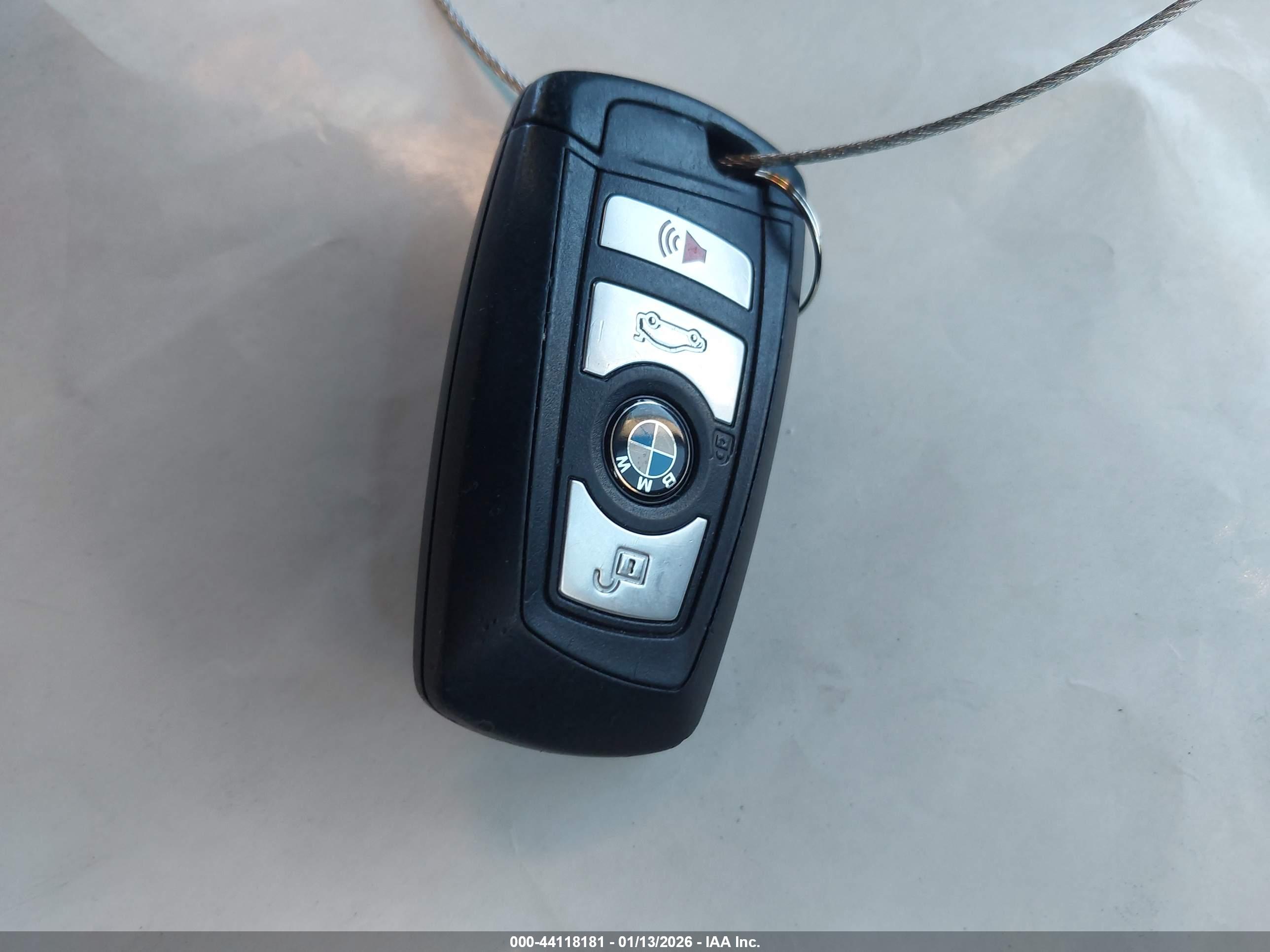 BMW 528I image 11