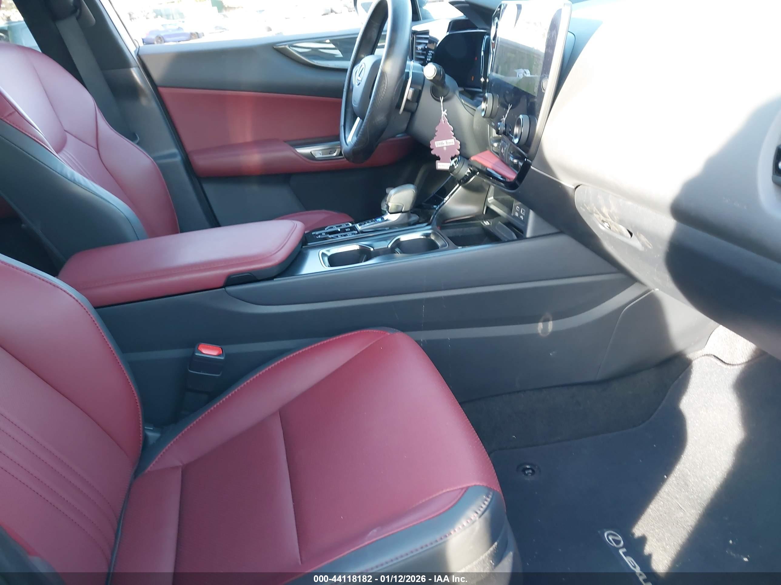 LEXUS NX image 5
