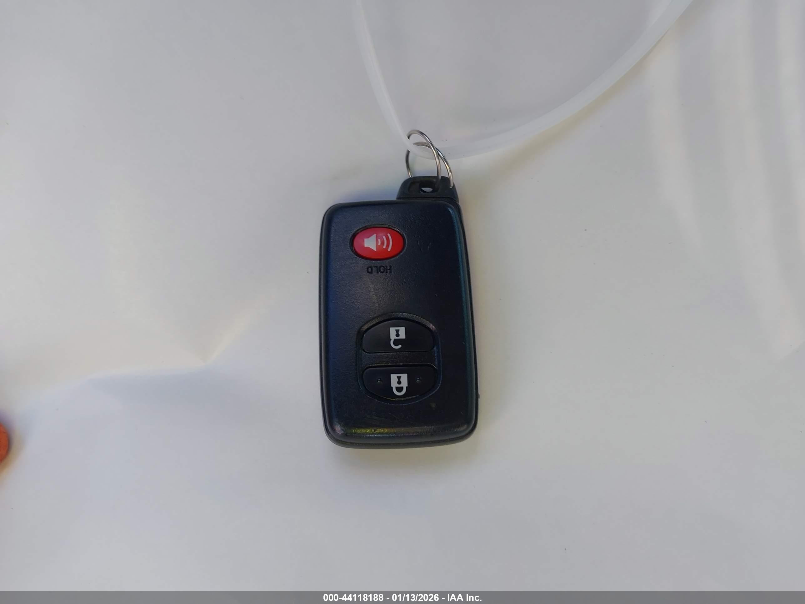 TOYOTA PRIUS image 11