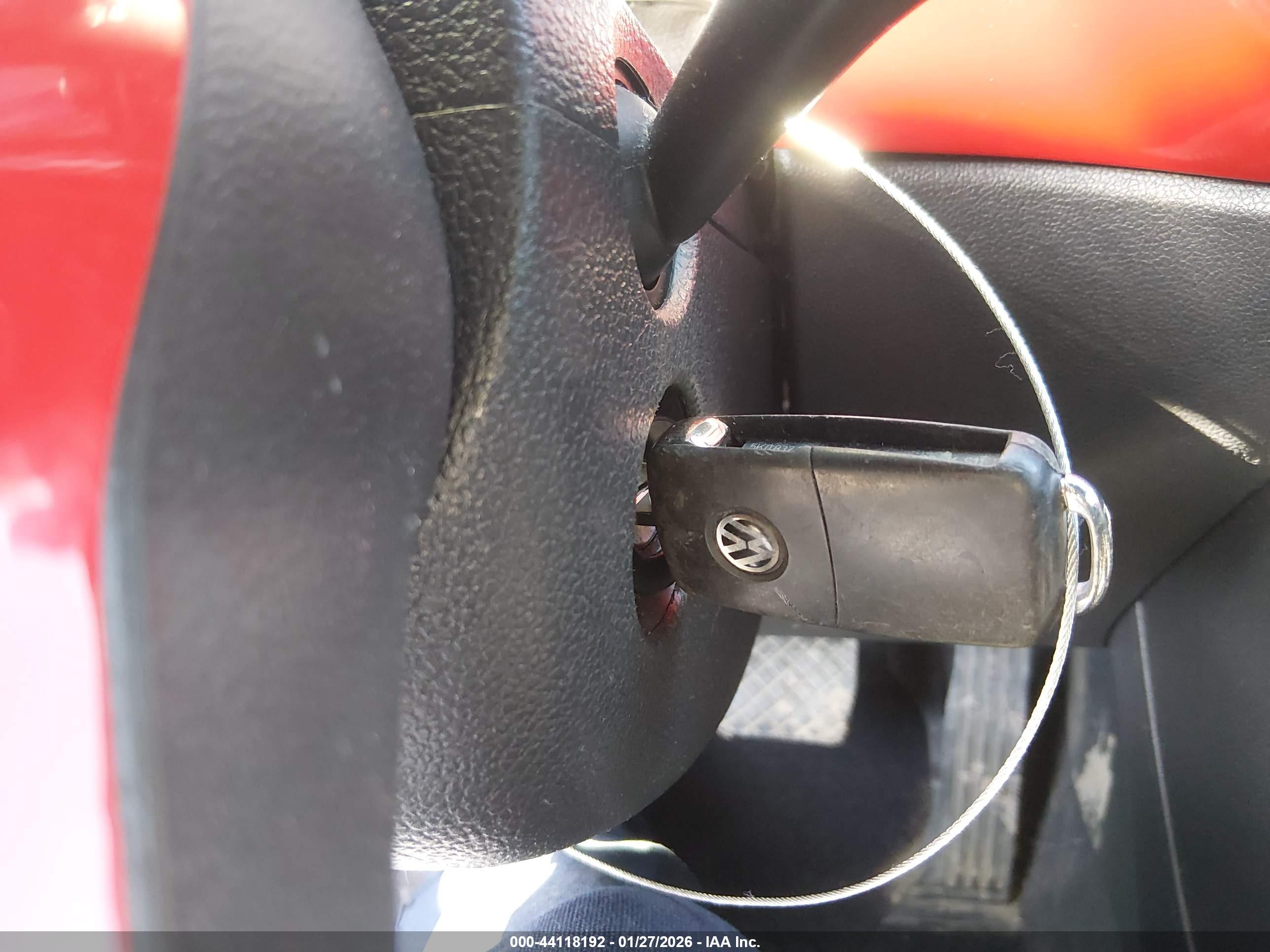 VOLKSWAGEN BEETLE image 11