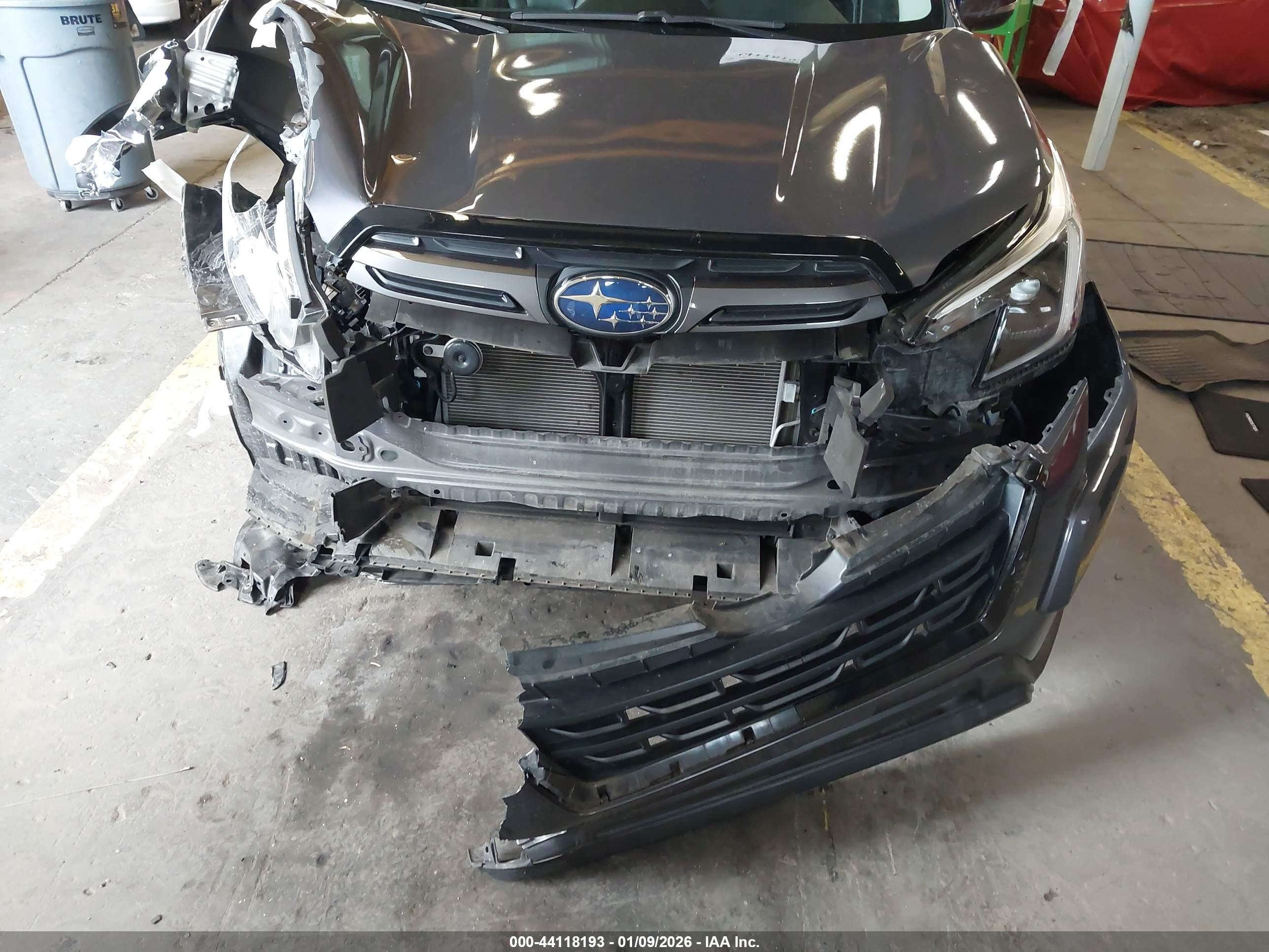 SUBARU FORESTER image 6