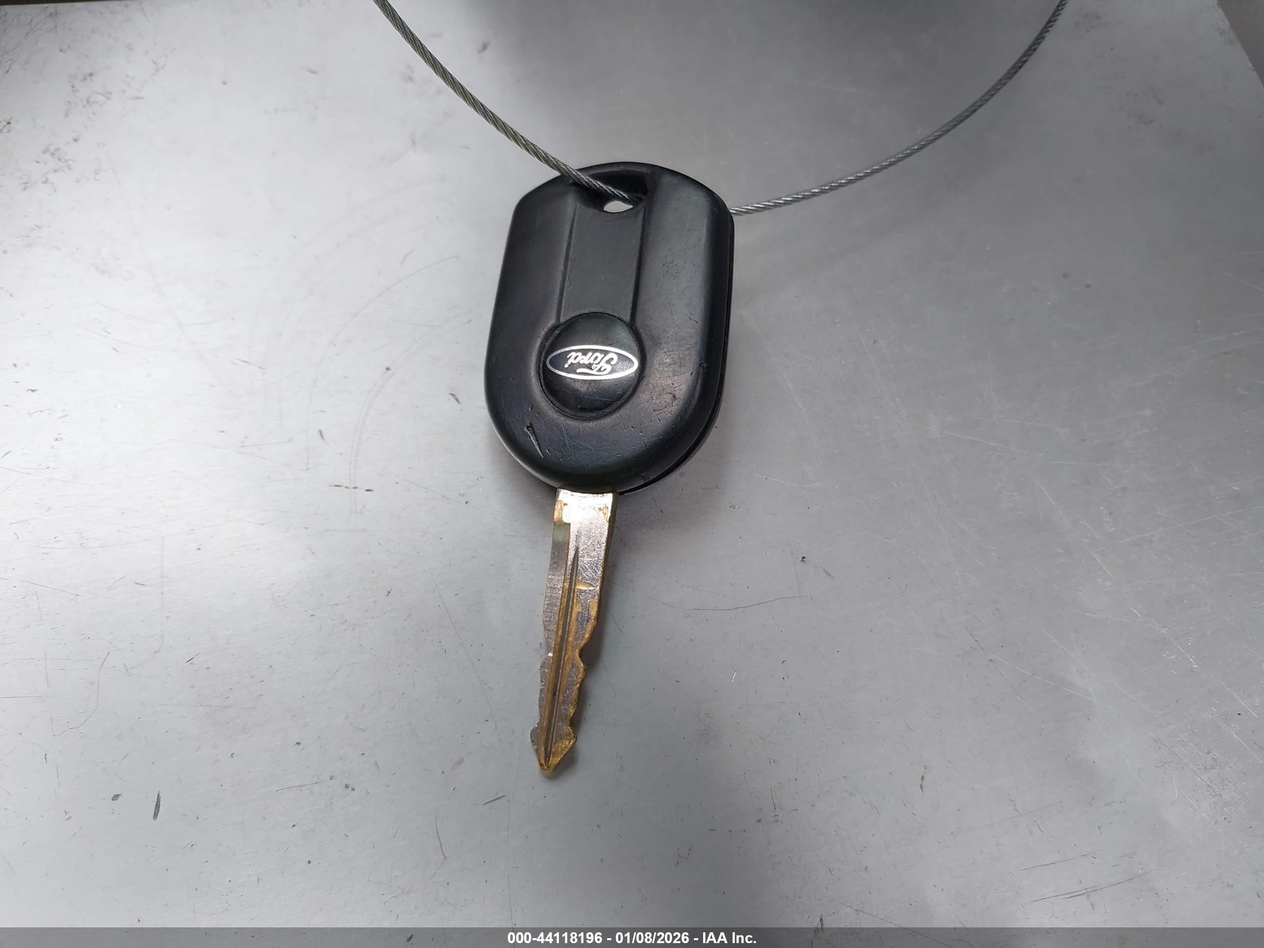 FORD EXPEDITION image 11