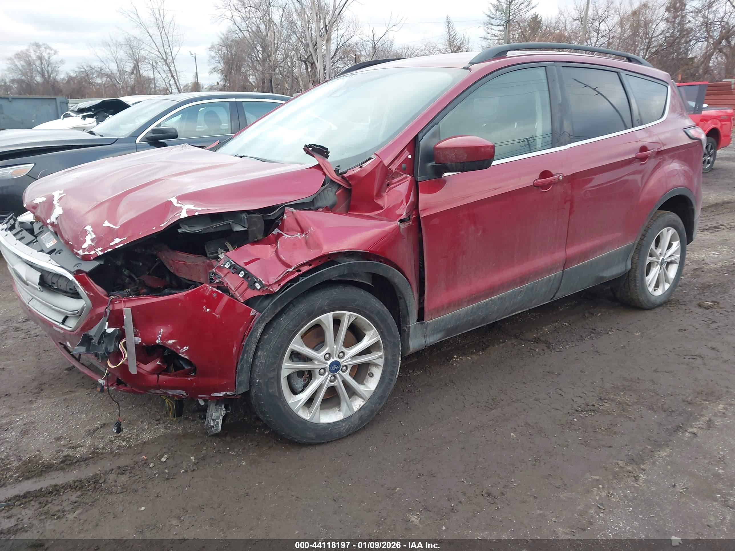 FORD ESCAPE image 2