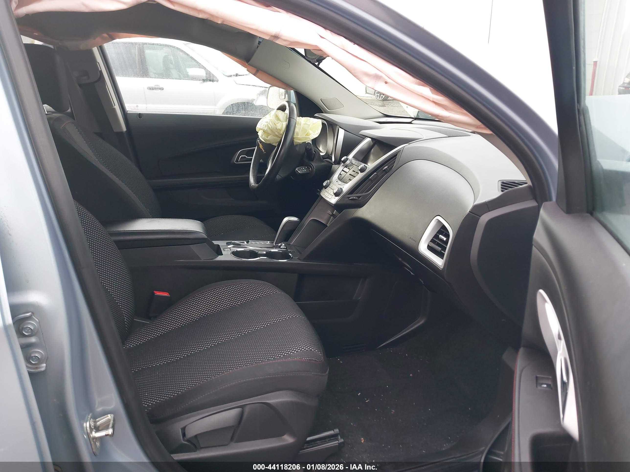 CHEVROLET EQUINOX image 5
