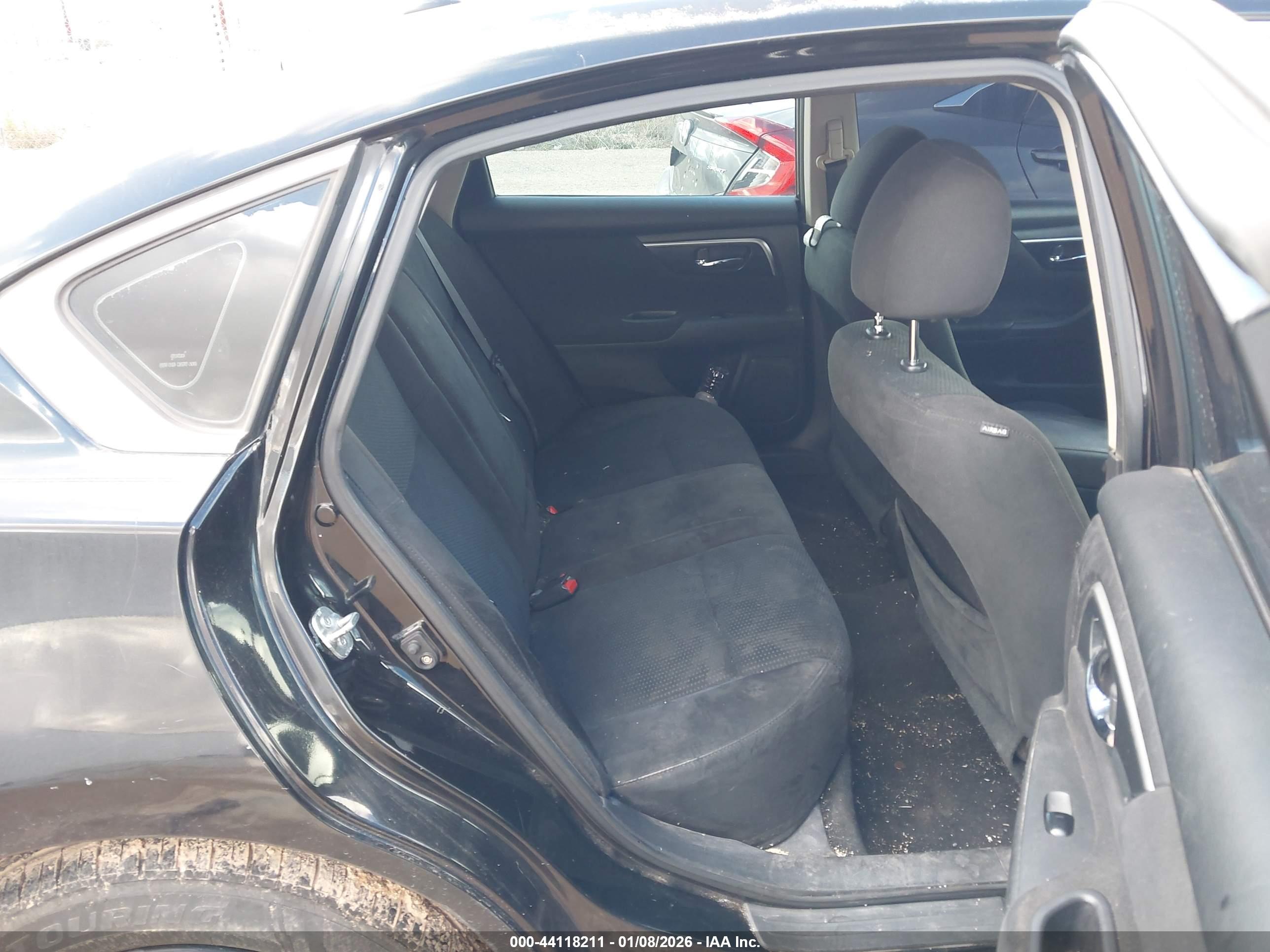NISSAN ALTIMA image 8