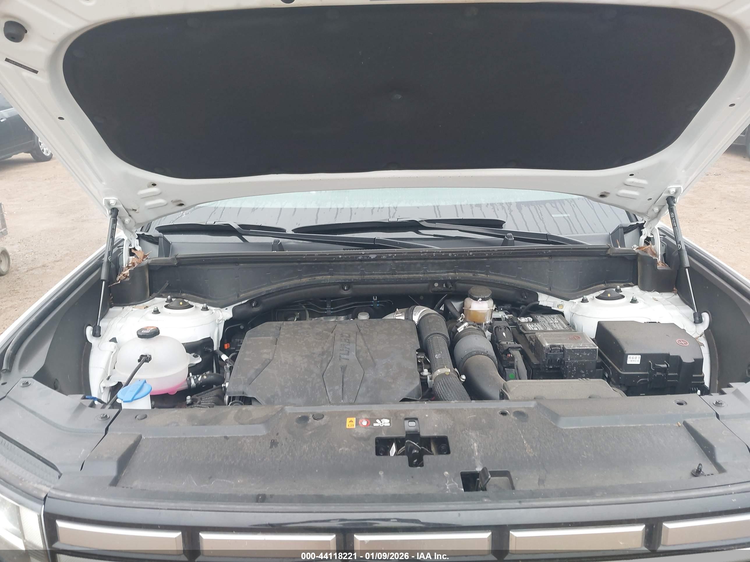 HYUNDAI SANTA image 10