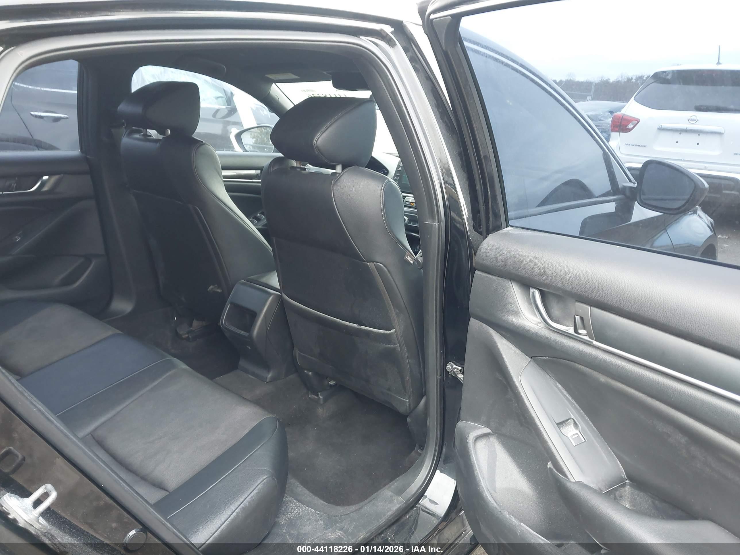 HONDA ACCORD image 8