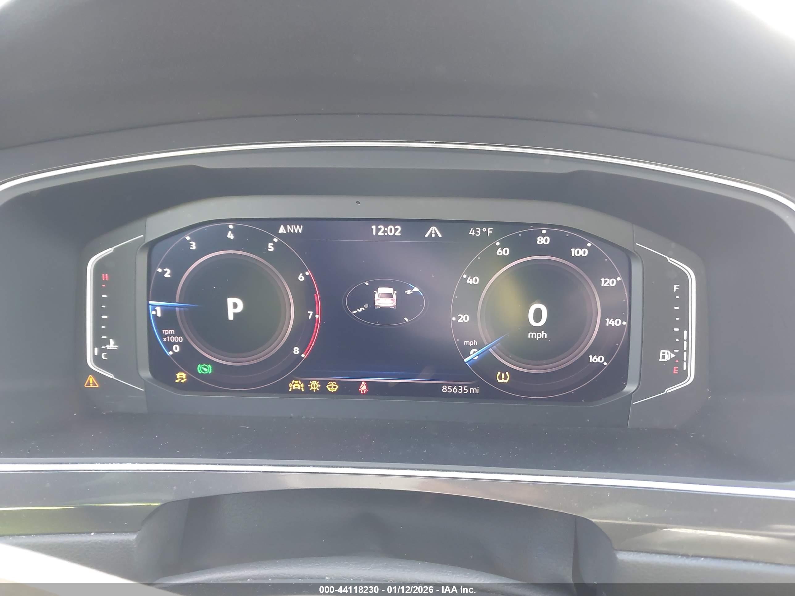 VOLKSWAGEN TIGUAN image 7