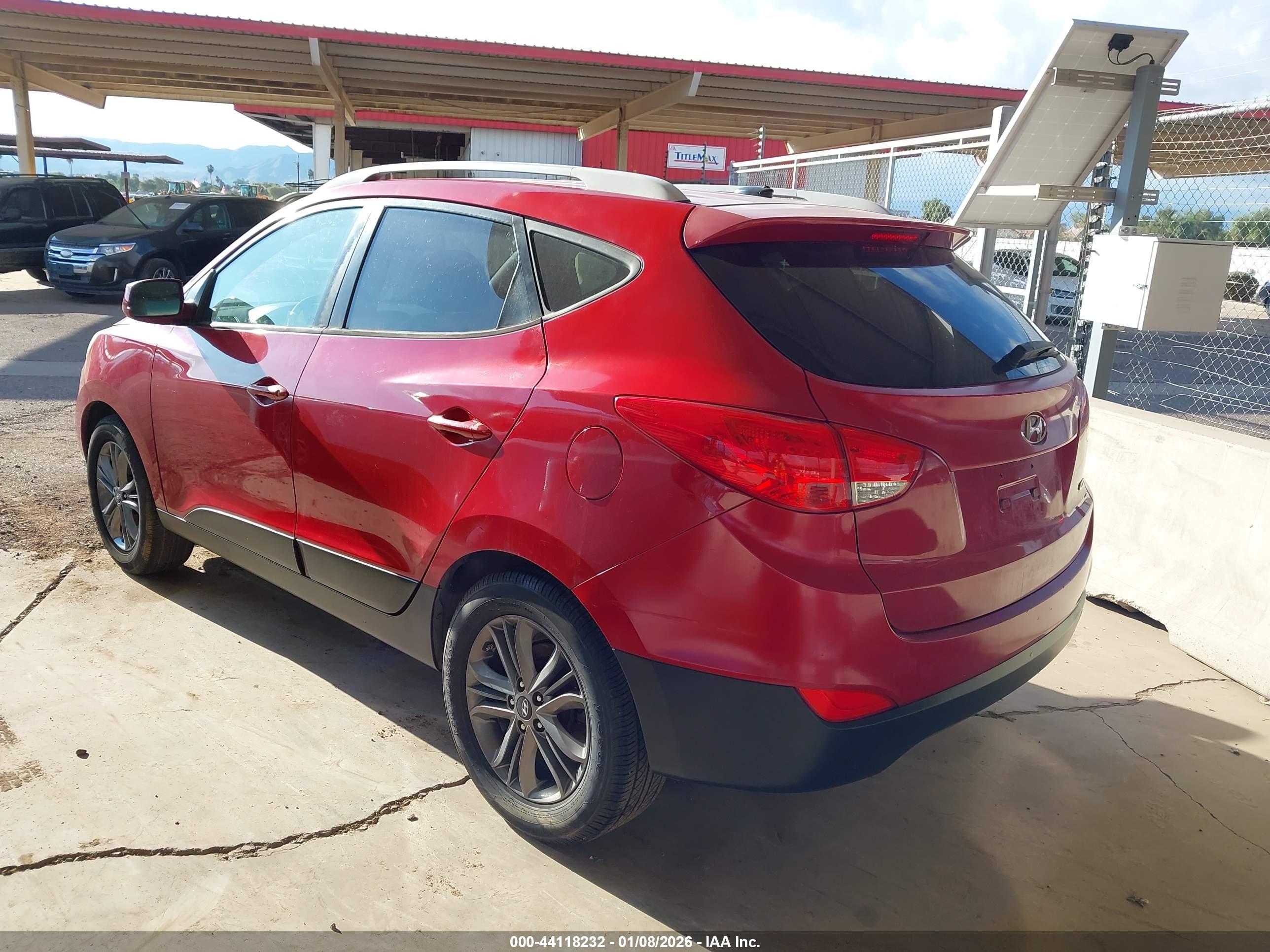 HYUNDAI TUCSON image 3