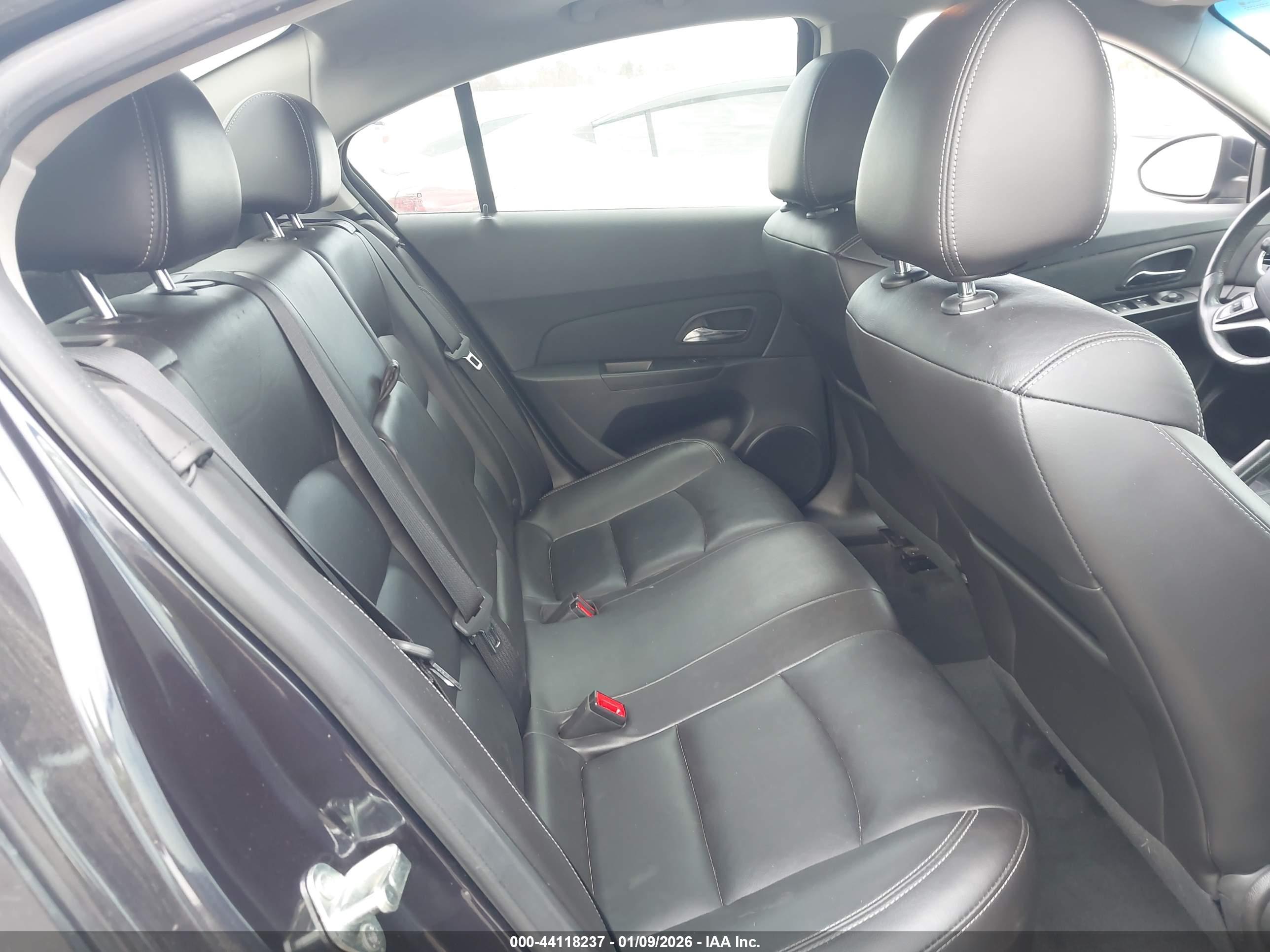 CHEVROLET CRUZE image 8