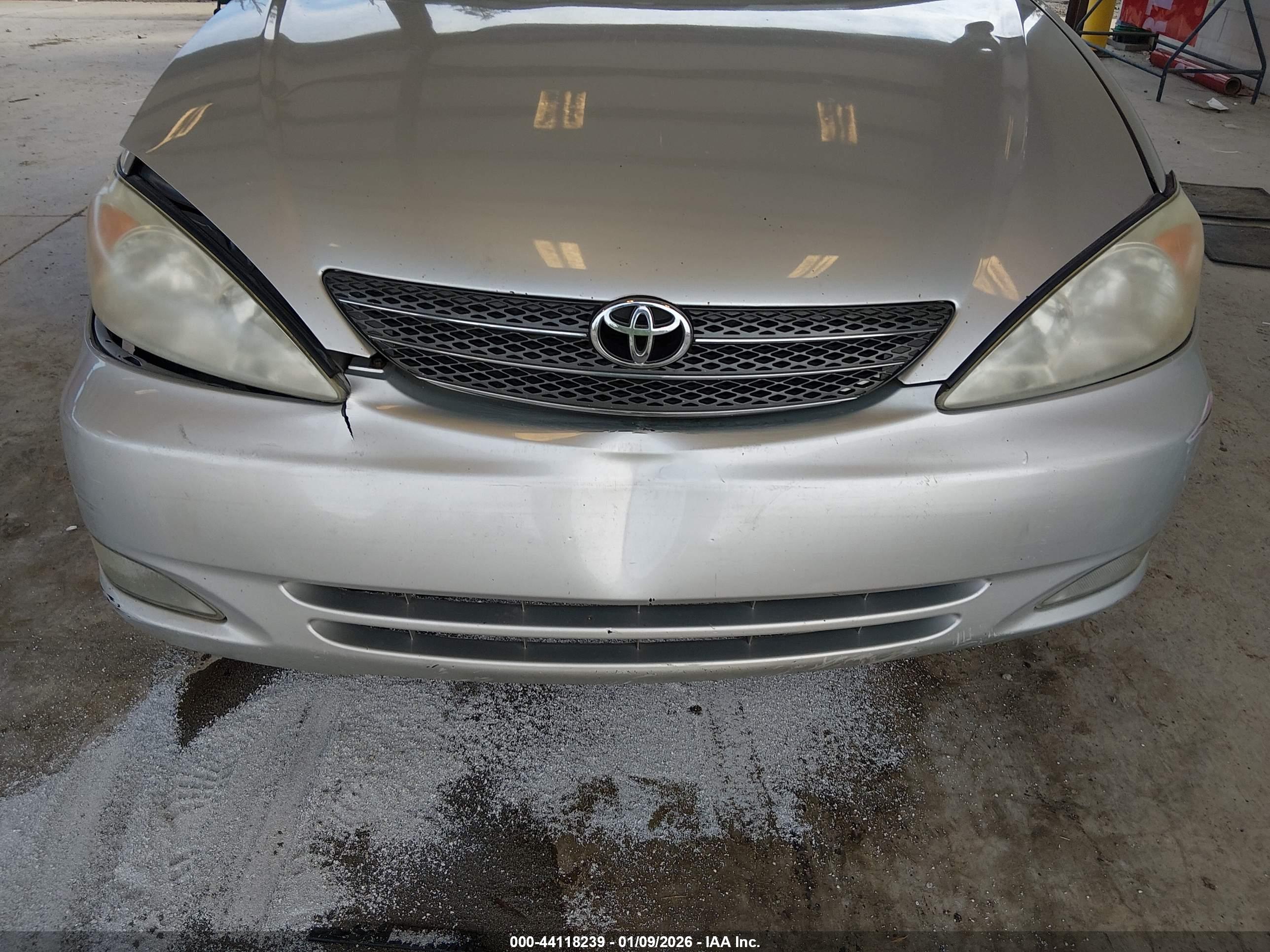TOYOTA CAMRY image 6