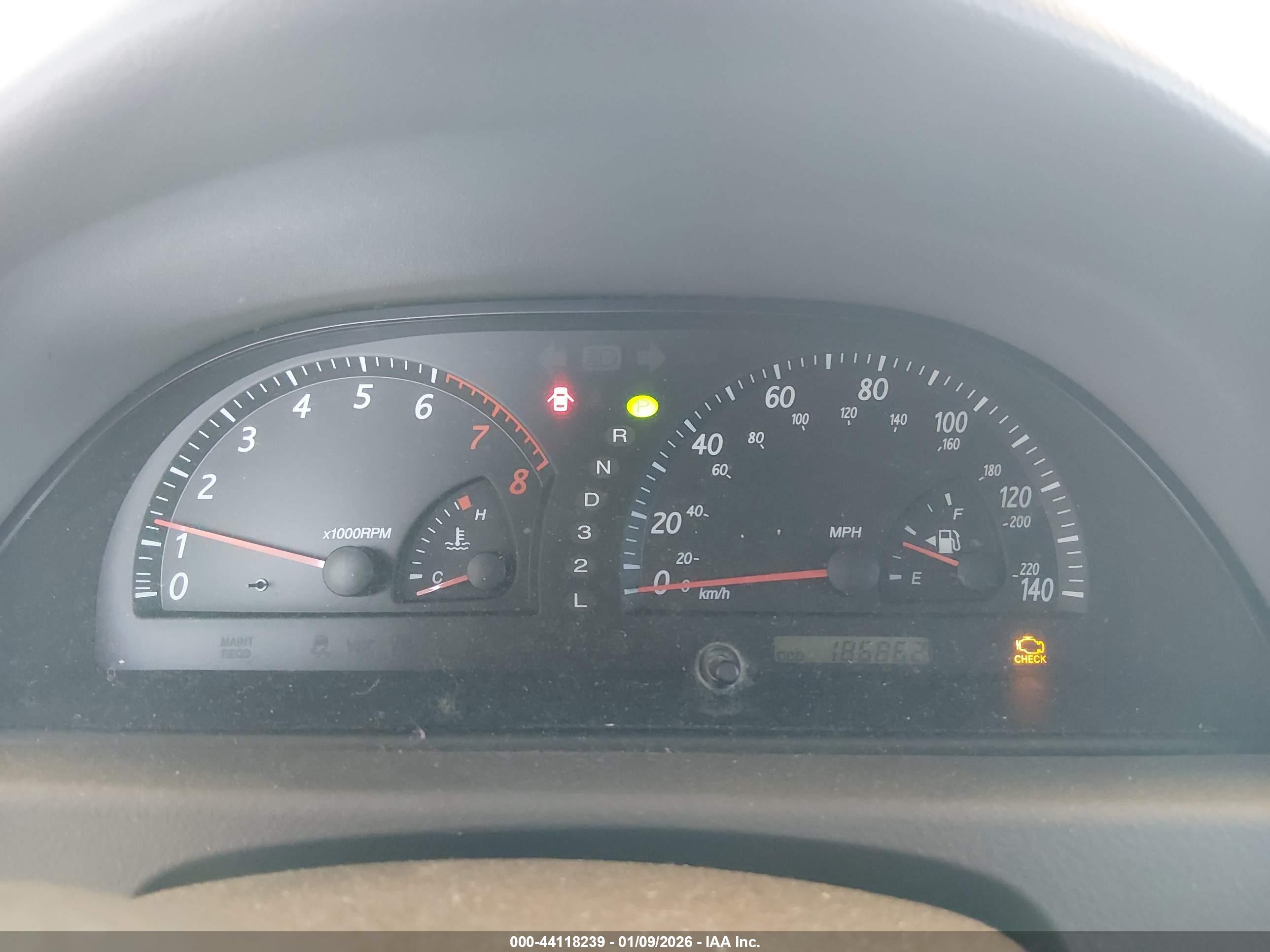 TOYOTA CAMRY image 7