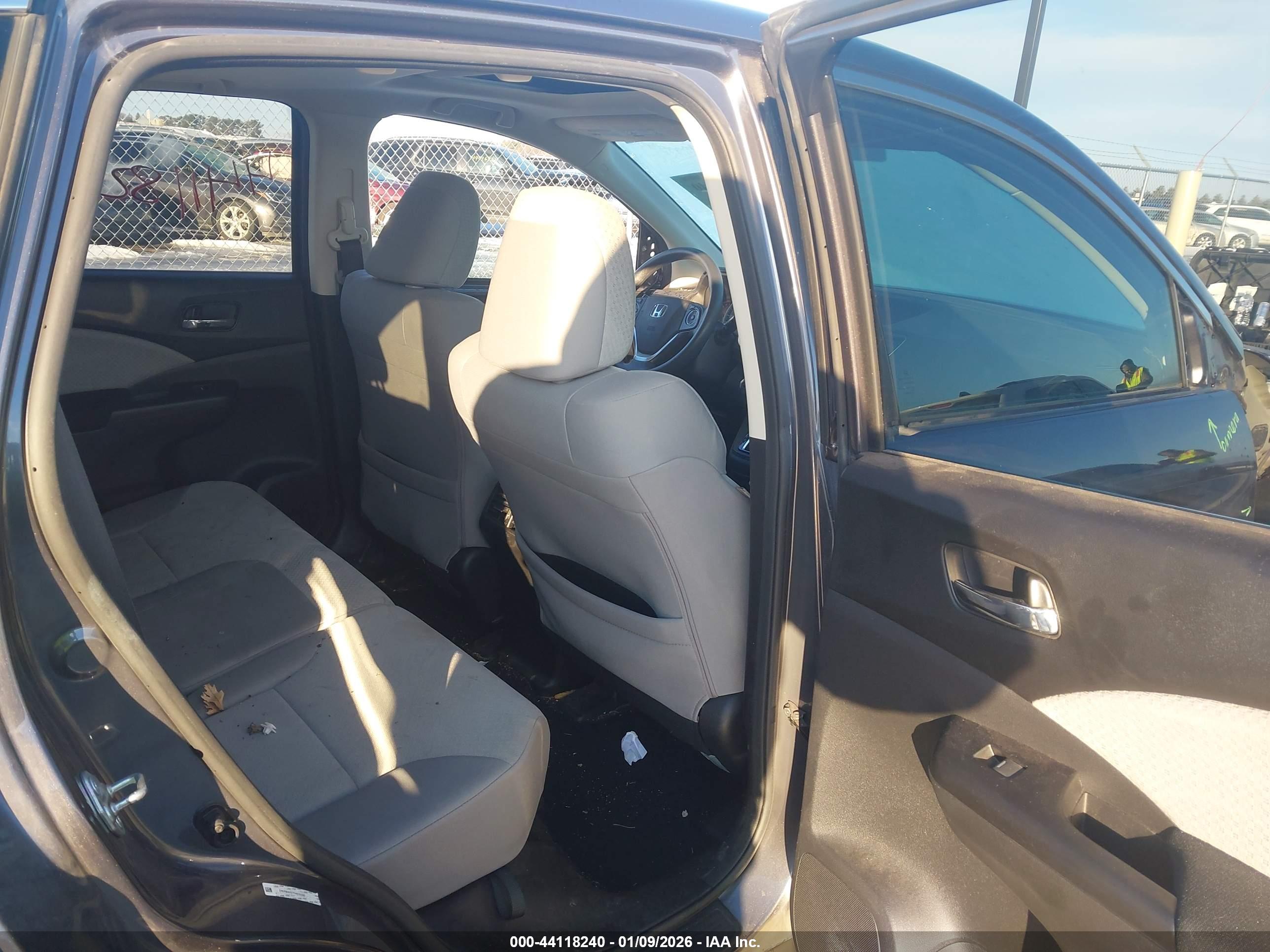 HONDA CR-V image 8