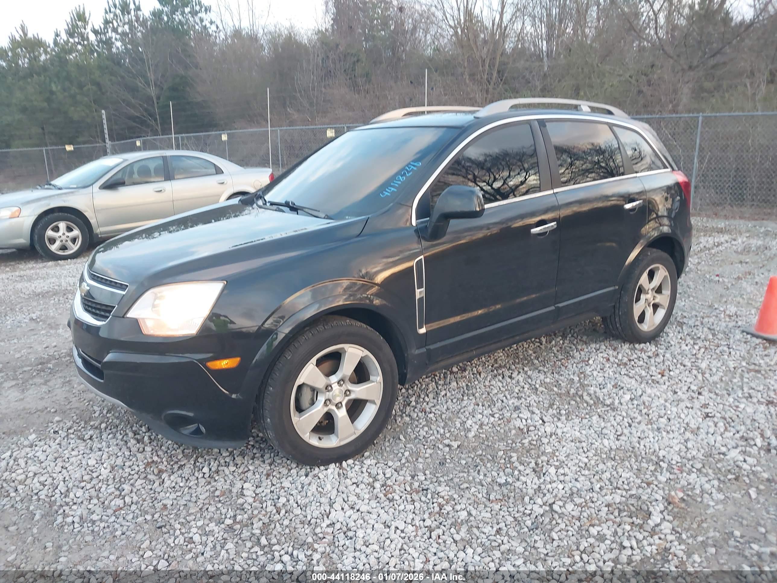 CHEVROLET CAPTIVA image 2