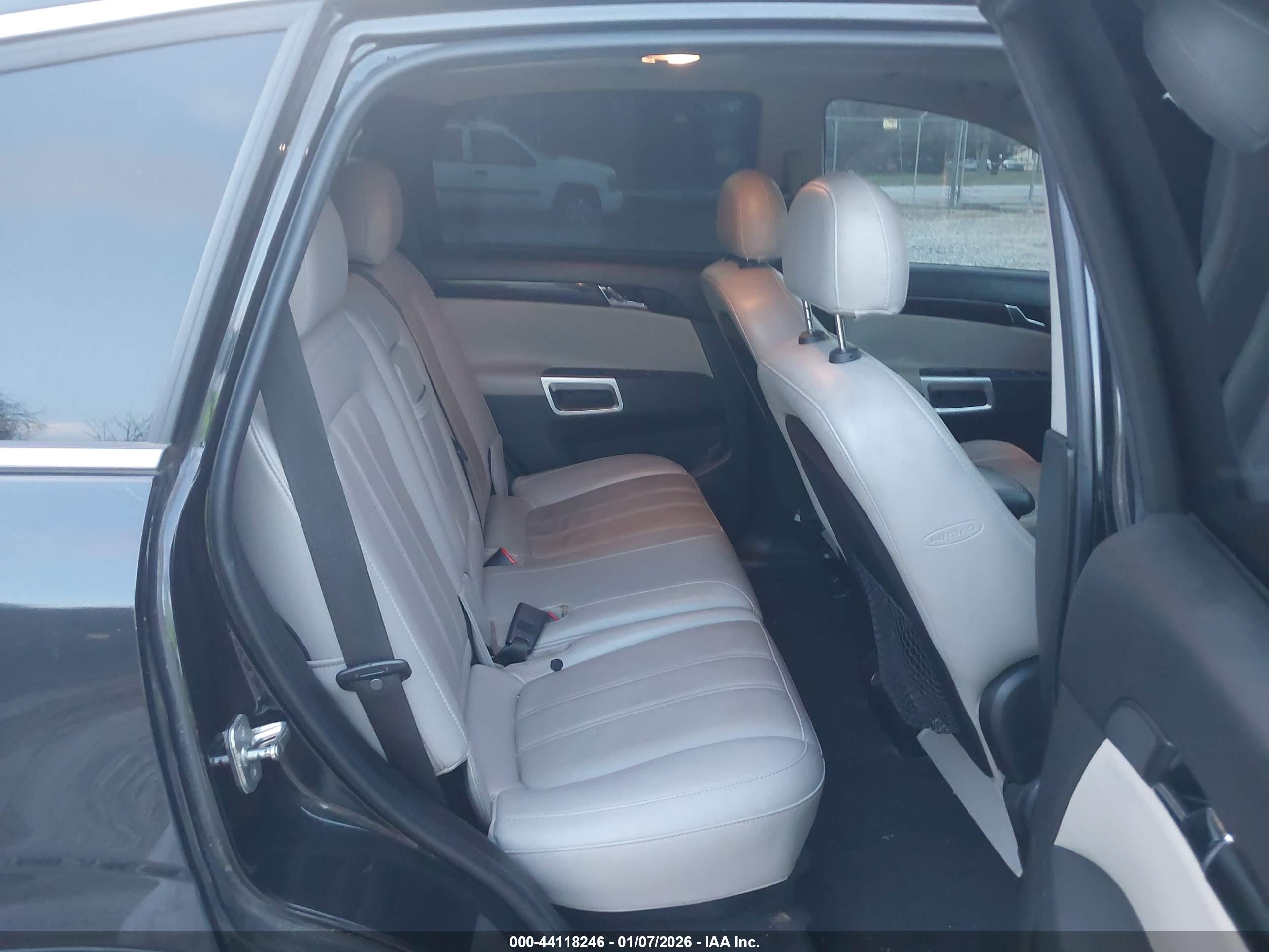 CHEVROLET CAPTIVA image 8