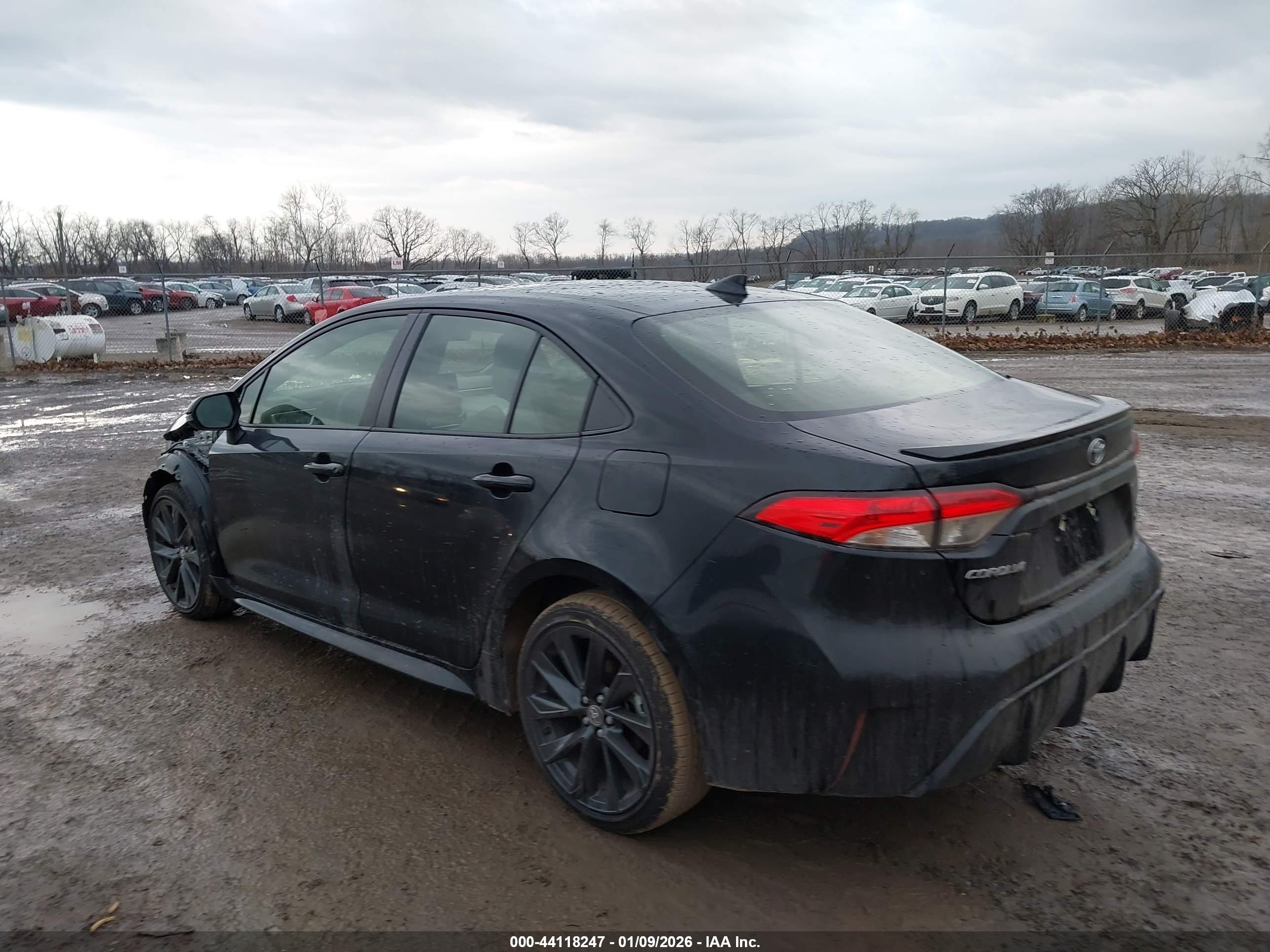 TOYOTA COROLLA image 3