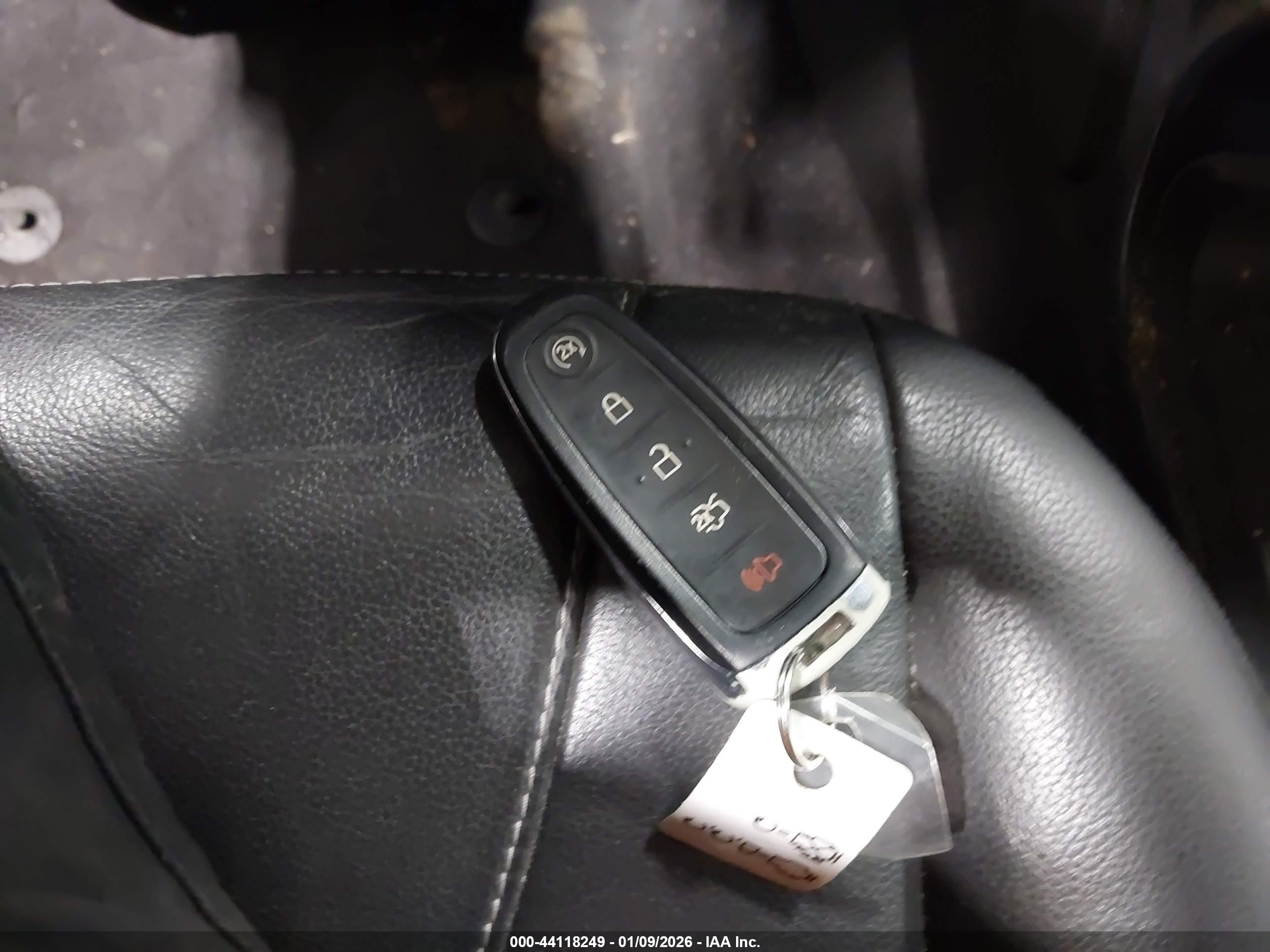 FORD ESCAPE image 11