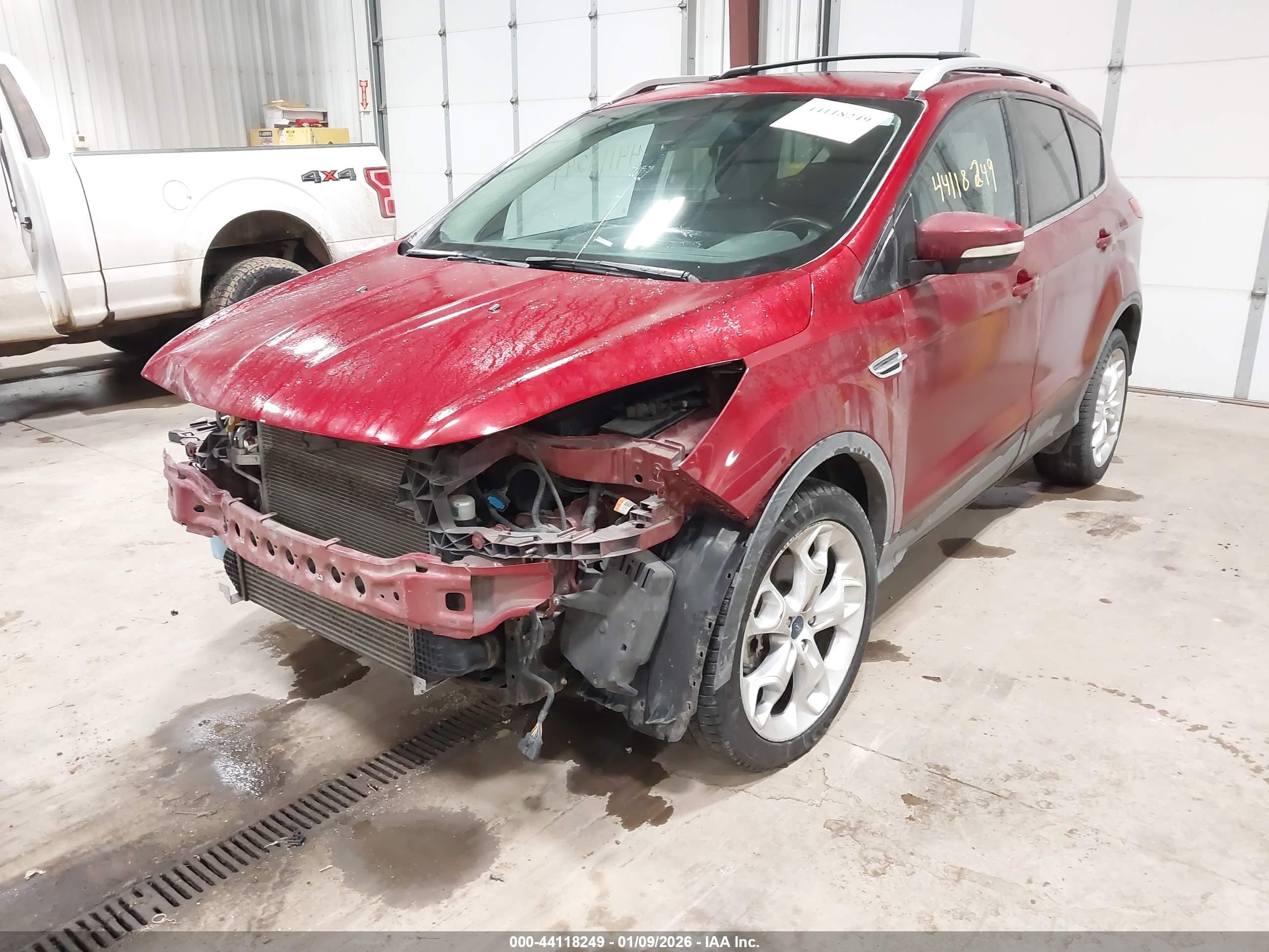 FORD ESCAPE image 2