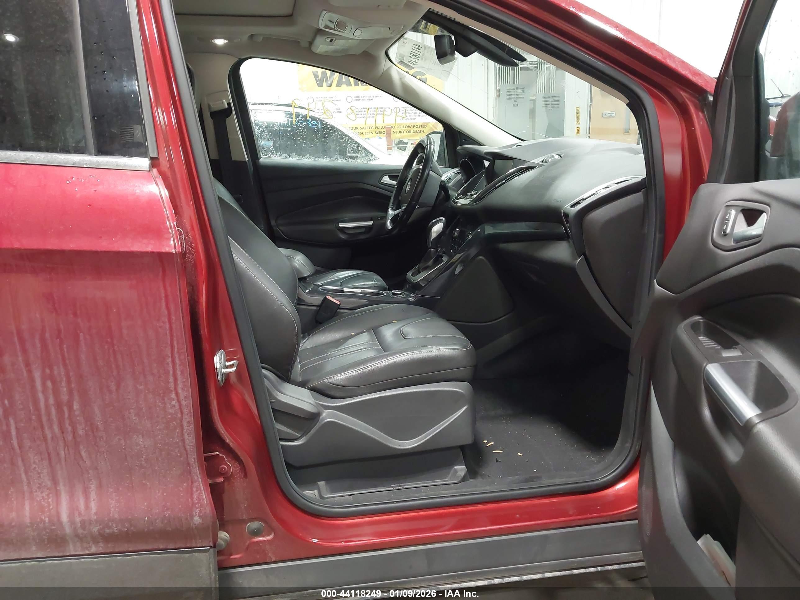 FORD ESCAPE image 5