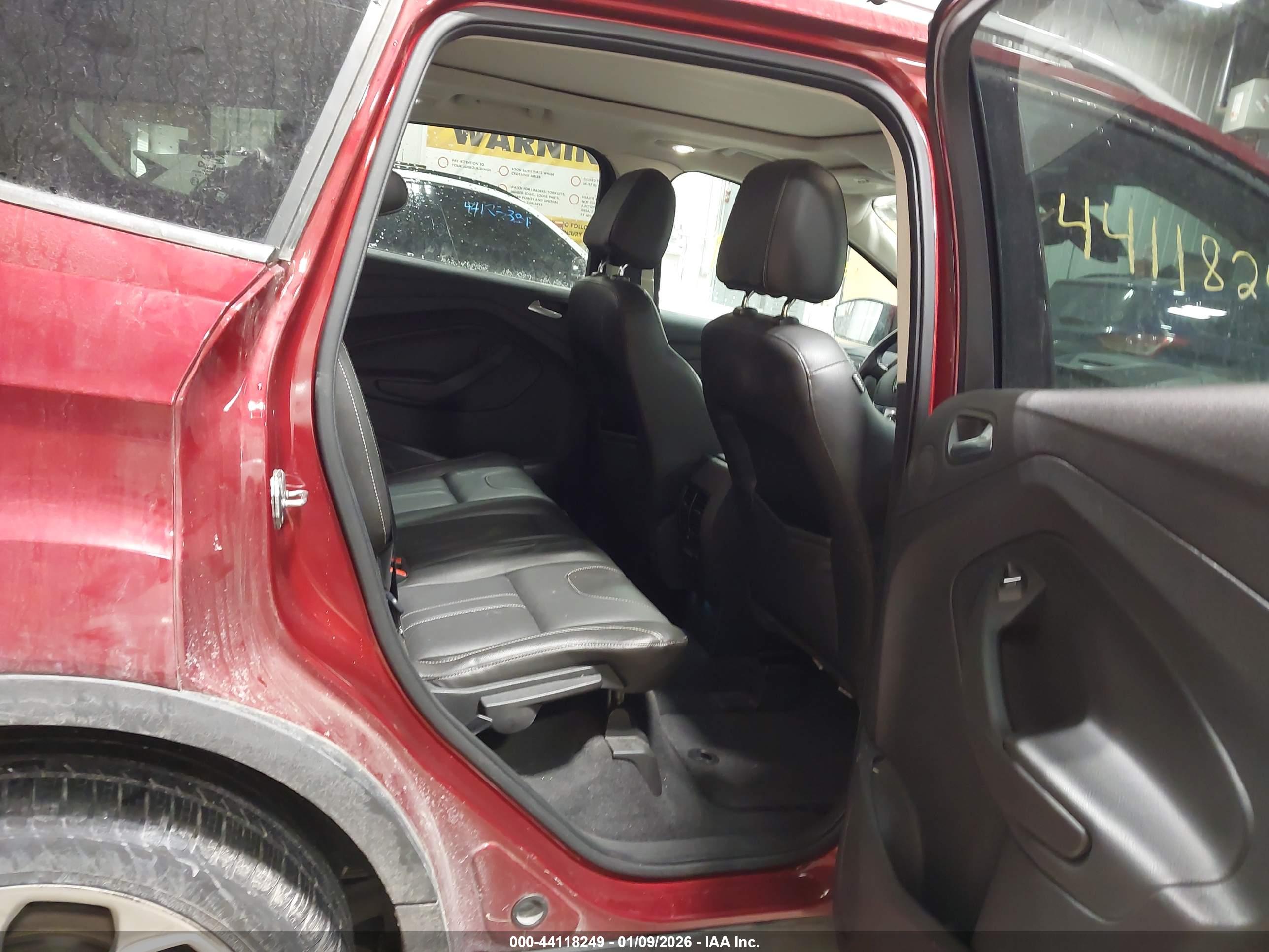 FORD ESCAPE image 8