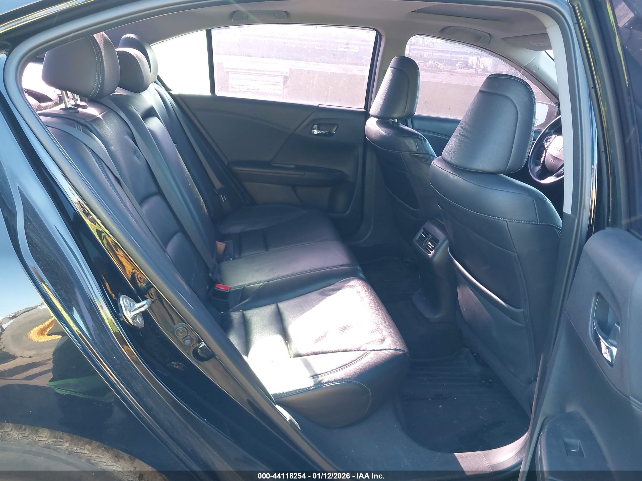 HONDA ACCORD image 8